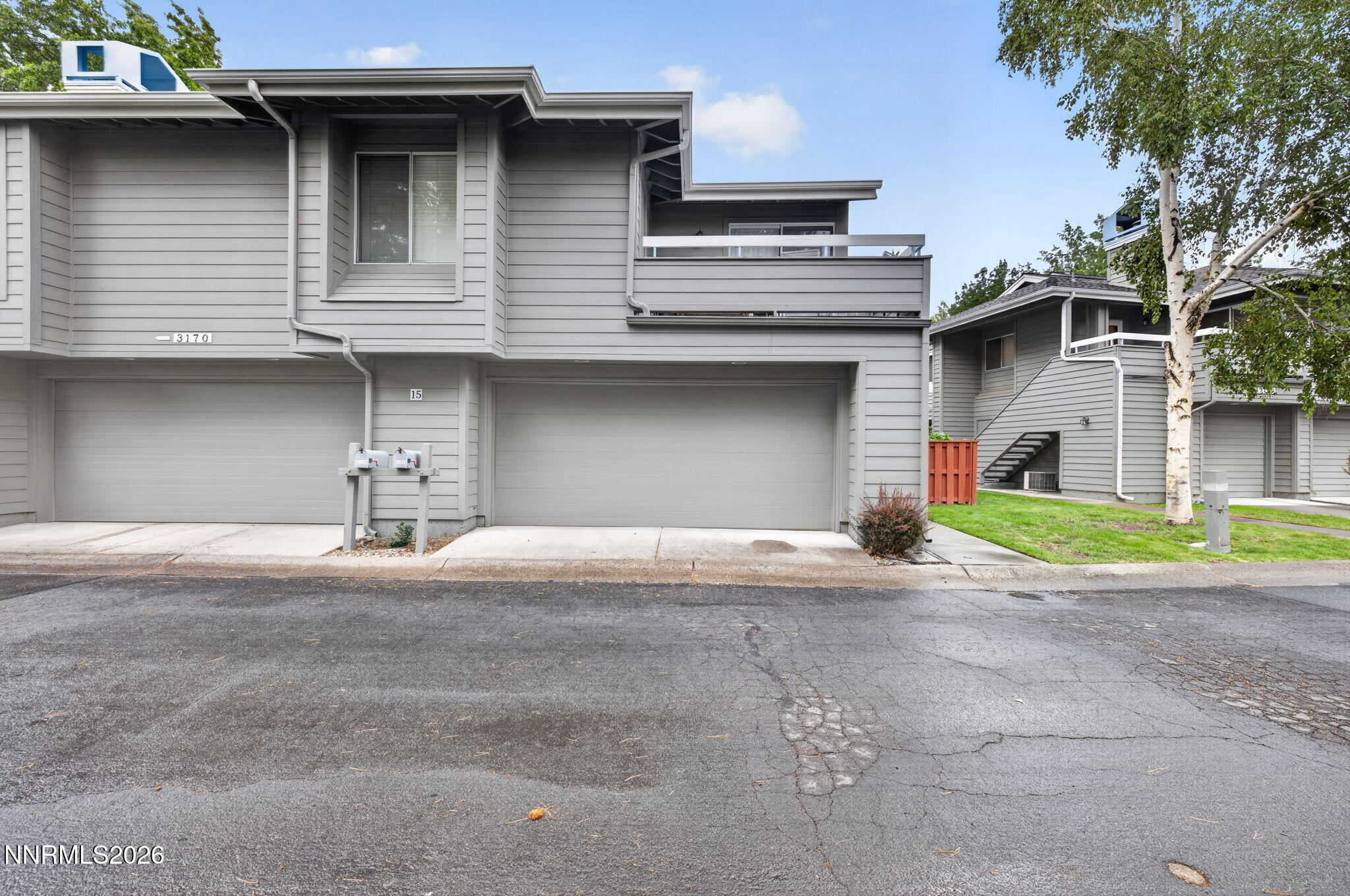 3180 Wedgewood Court Property Photo 6