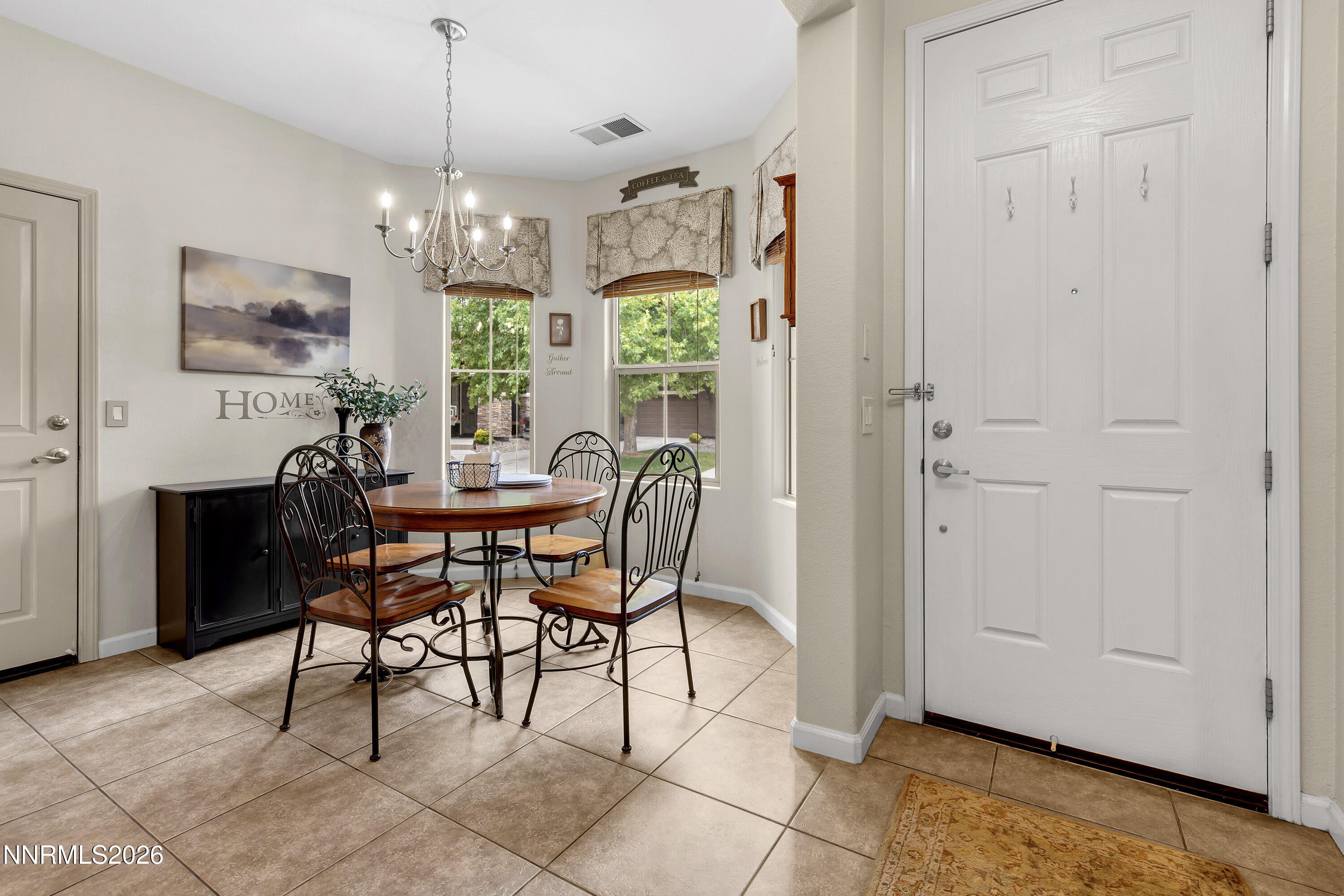 4755 Wood Thrush Lane Property Photo 6