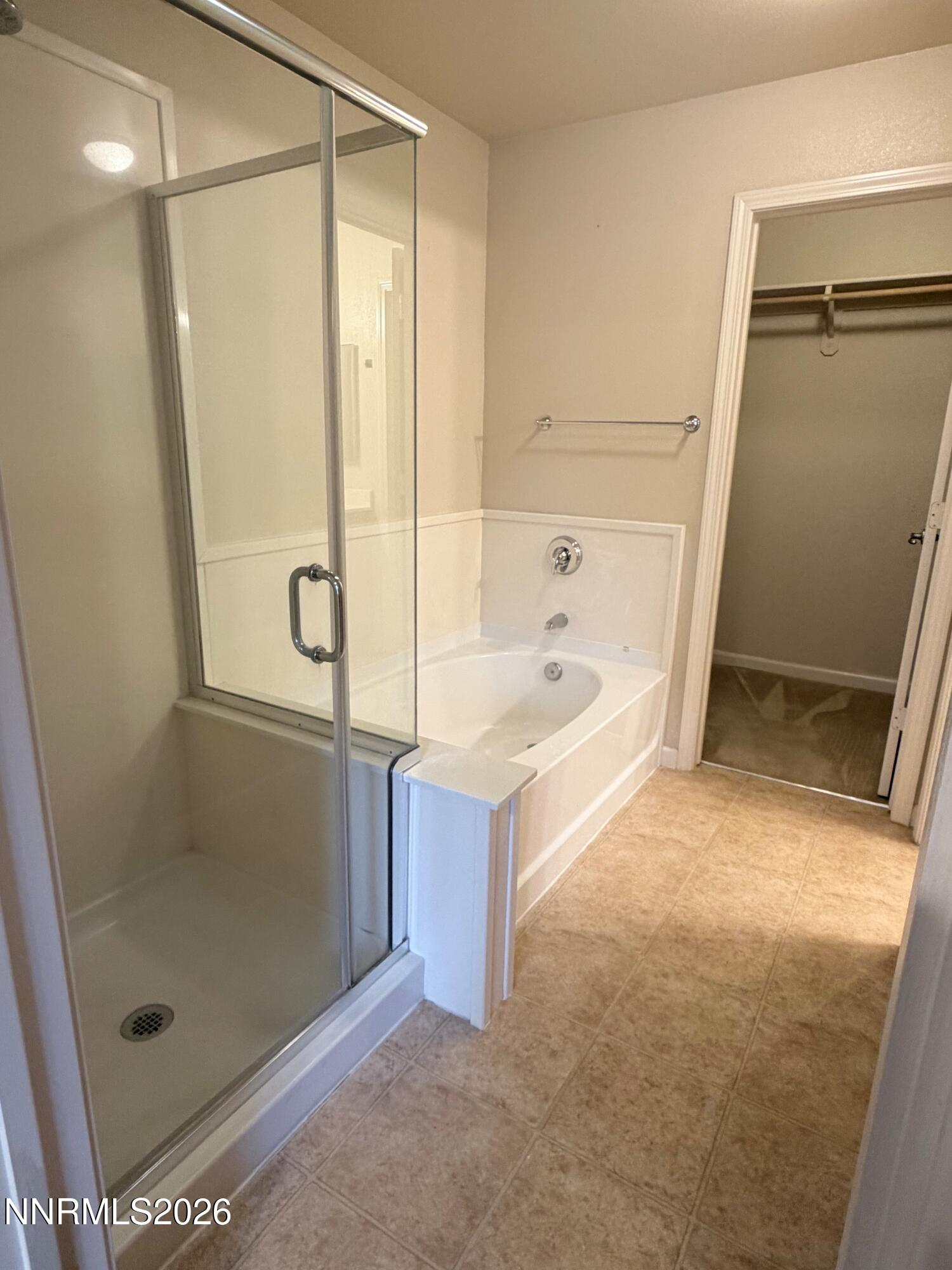 17000 Wedge Parkway Property Photo 17