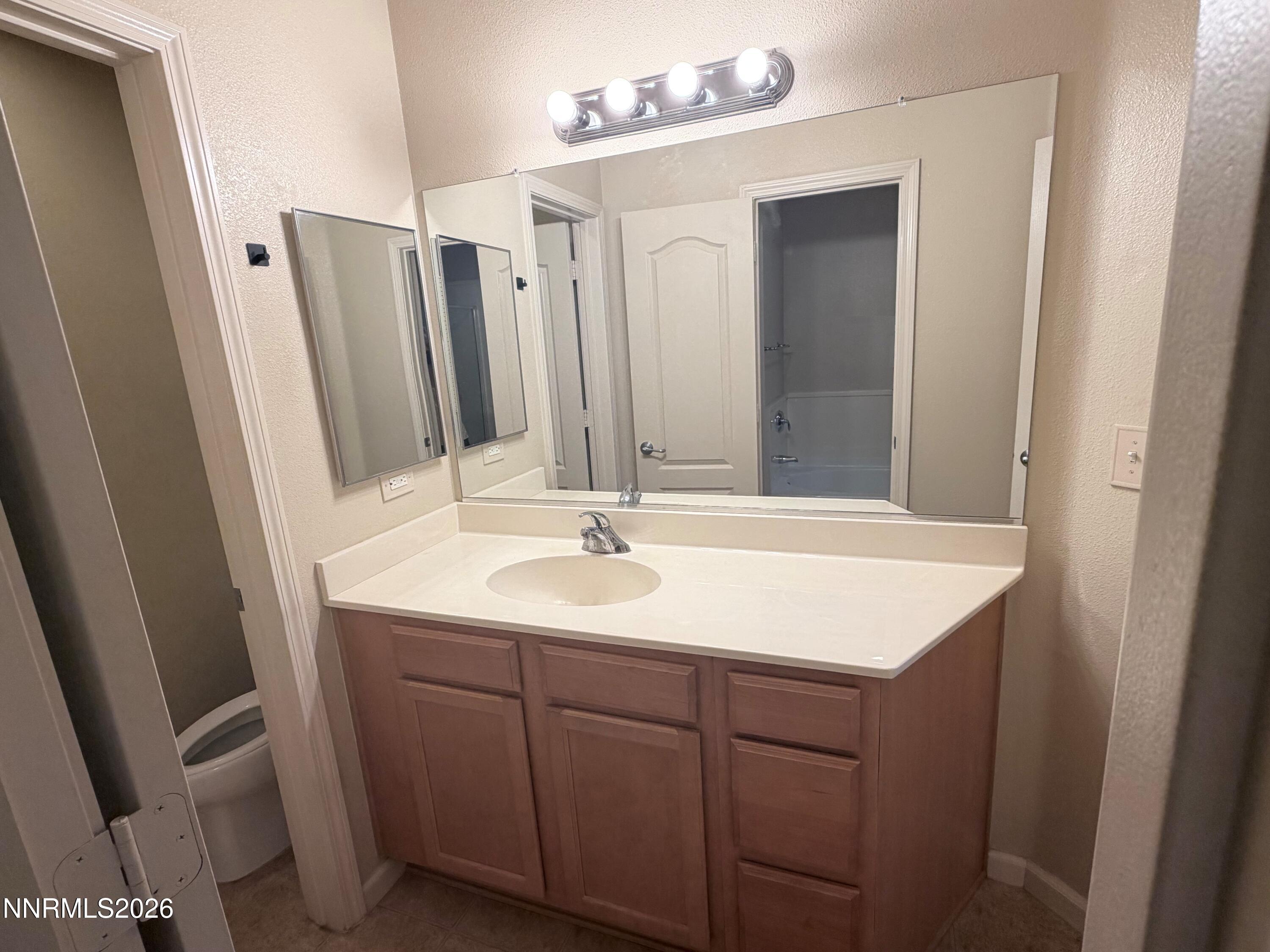 17000 Wedge Parkway Property Photo 32