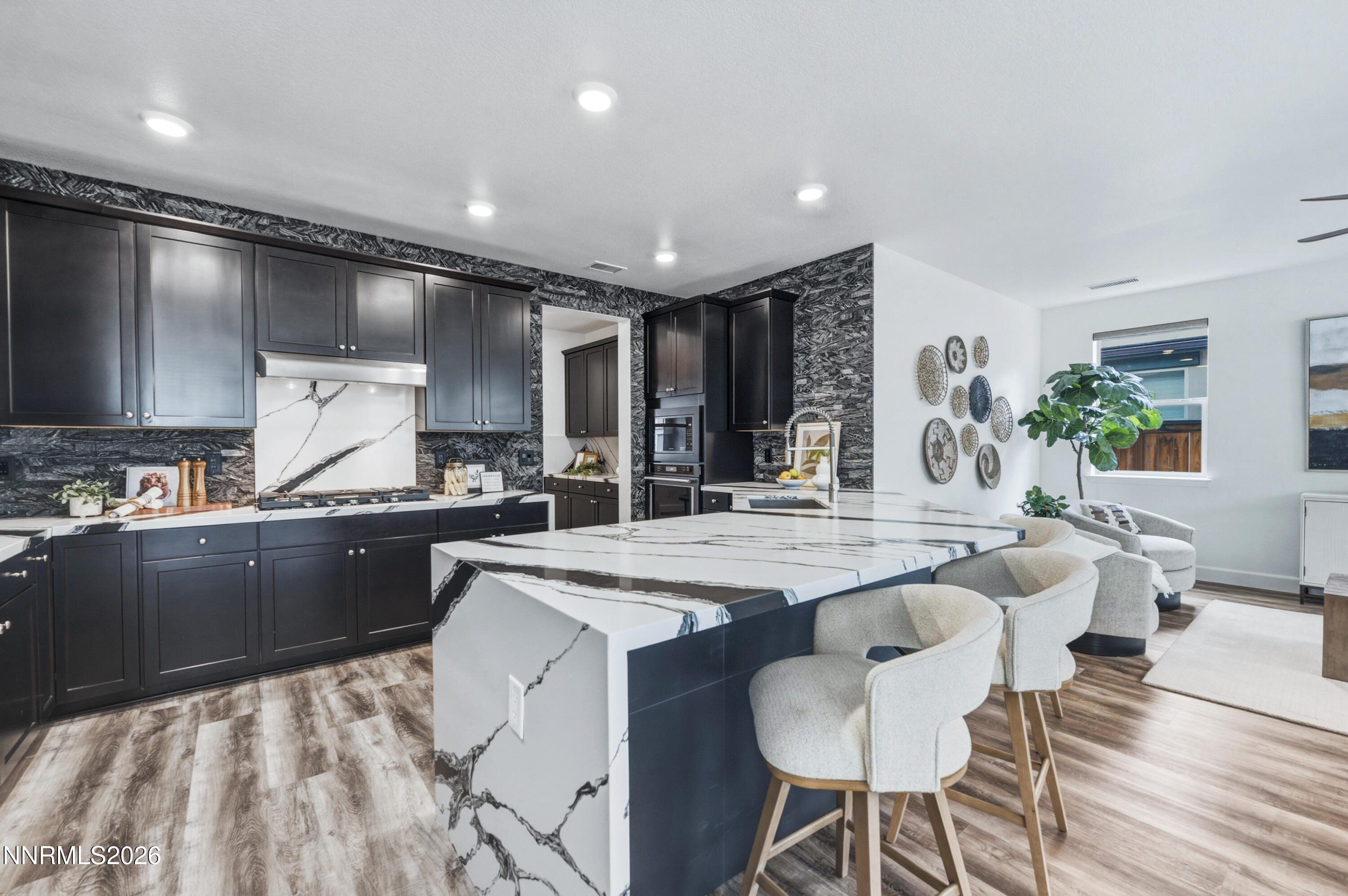 8865 Winter Peace Court Property Photo 8