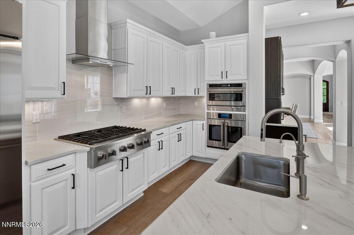 5985 Cartier Drive Property Photo 14