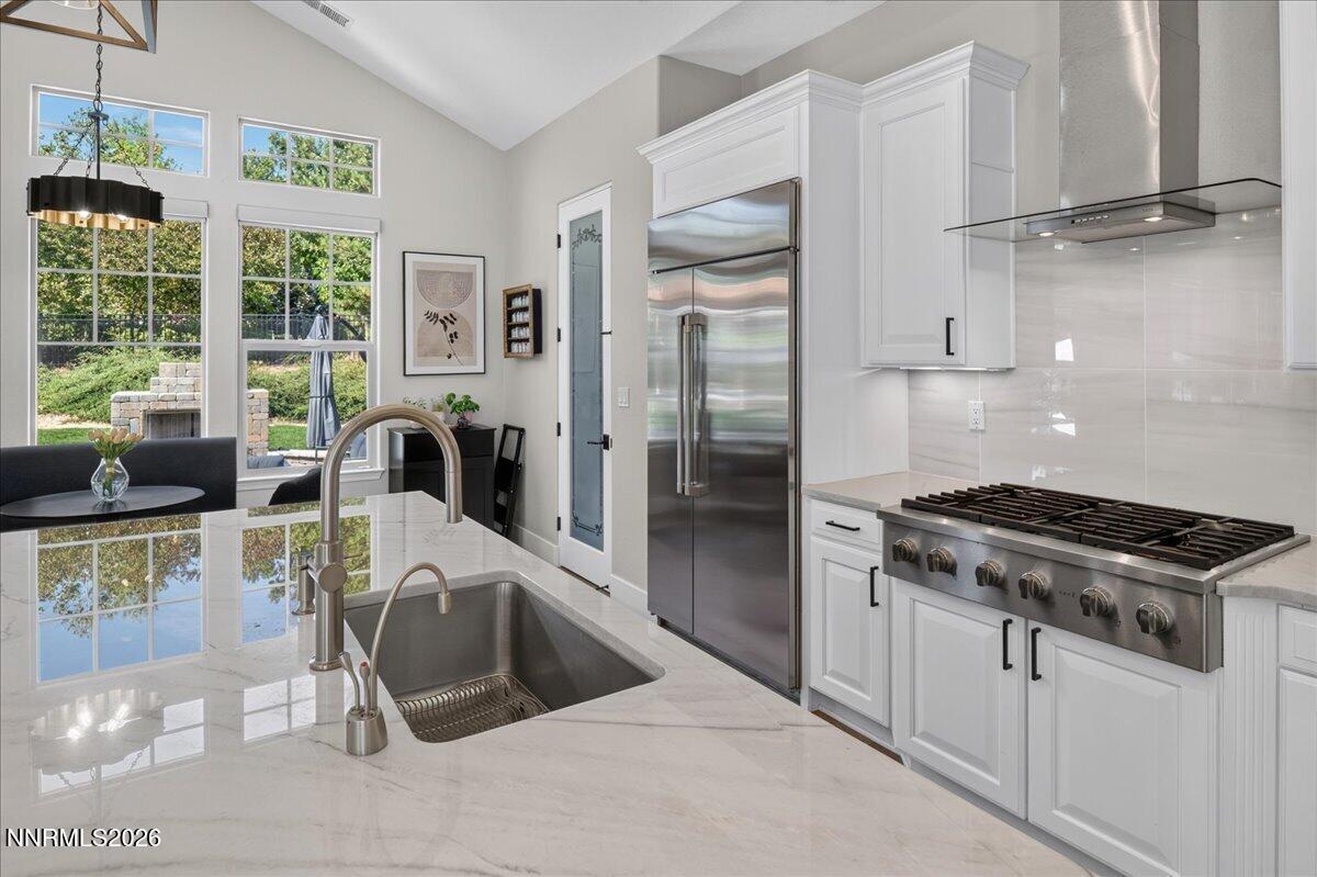 5985 Cartier Drive Property Photo 15