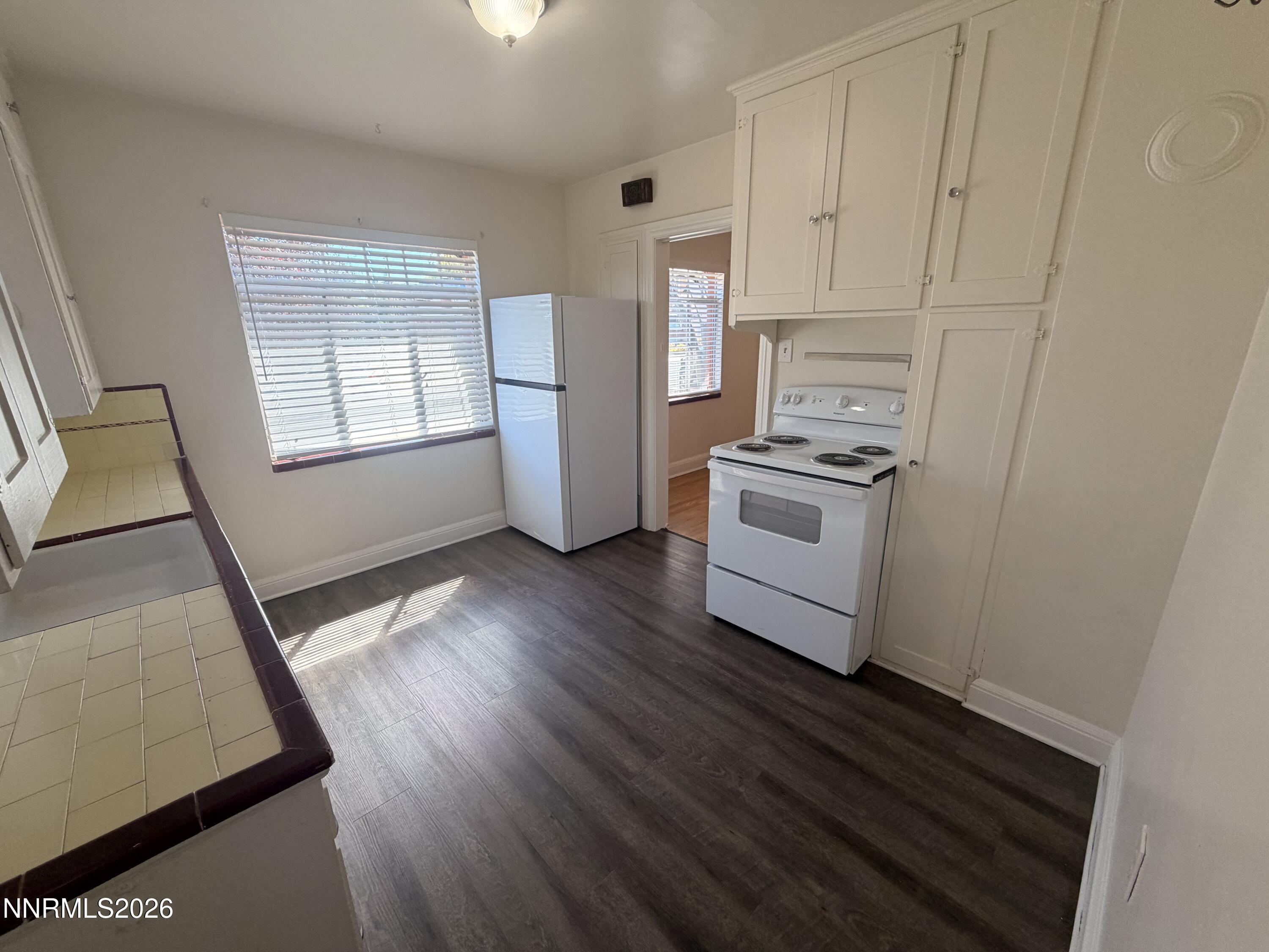 541 Thoma Street Property Photo 7