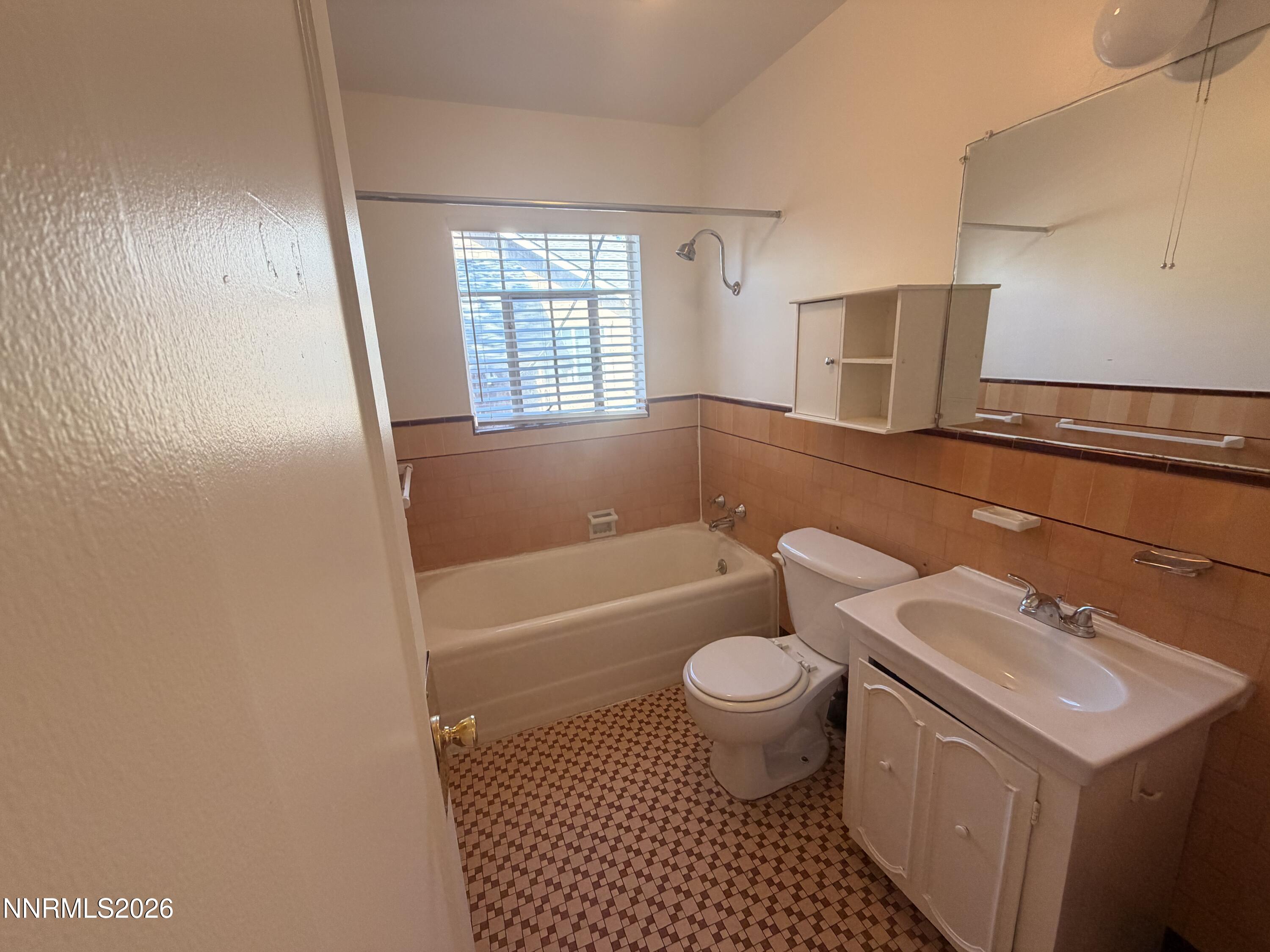 541 Thoma Street Property Photo 10