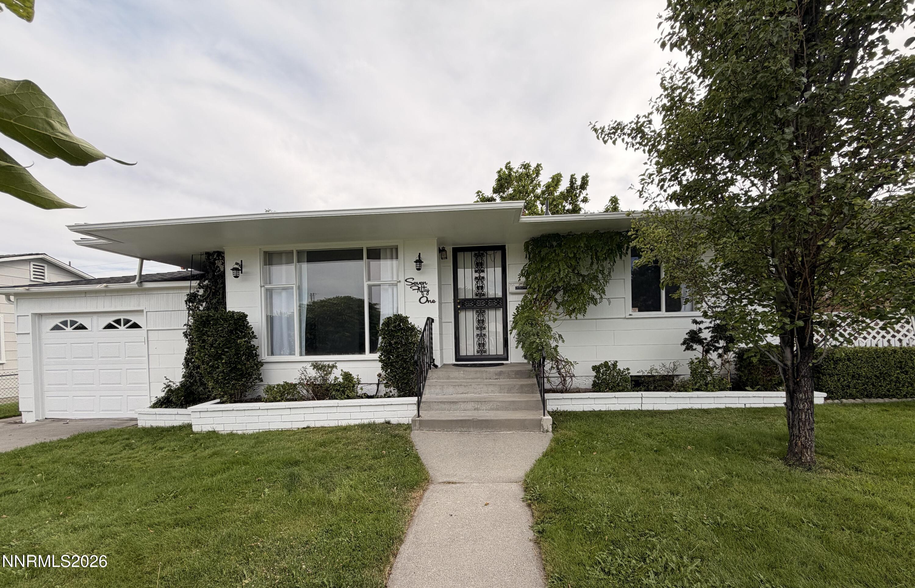 751 Balzar Circle Property Photo 3