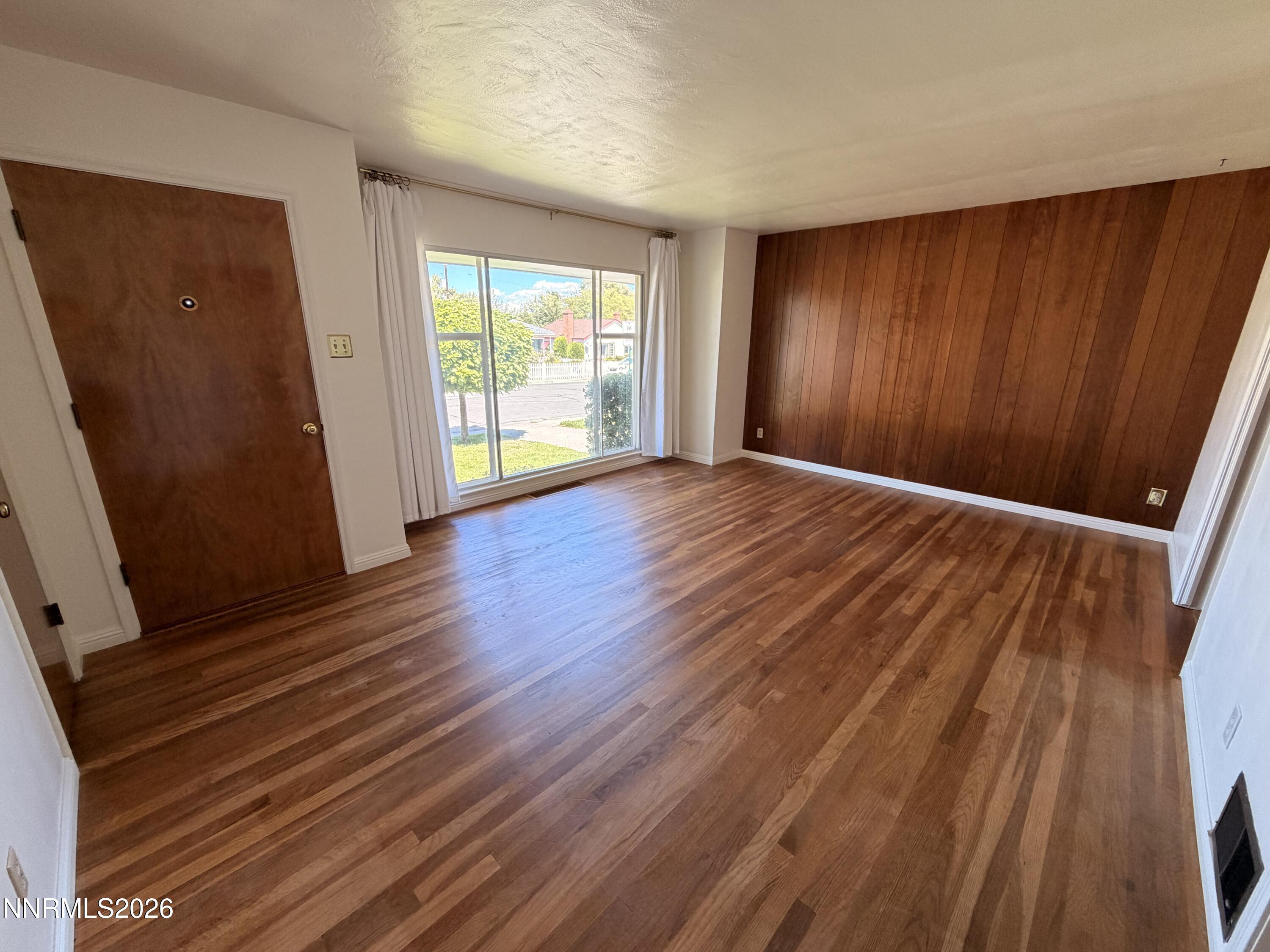 751 Balzar Circle Property Photo 4