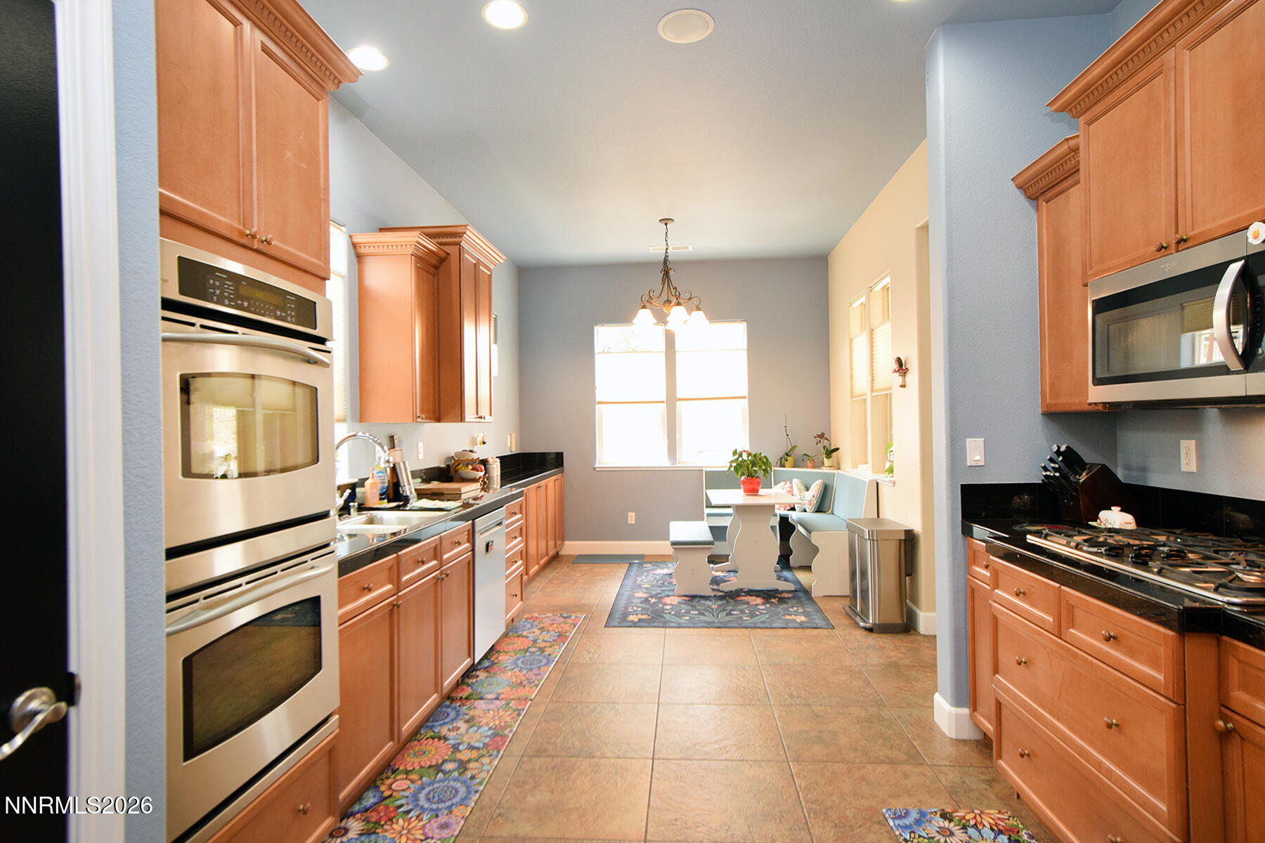 6029 Quintessa Drive Property Photo 6