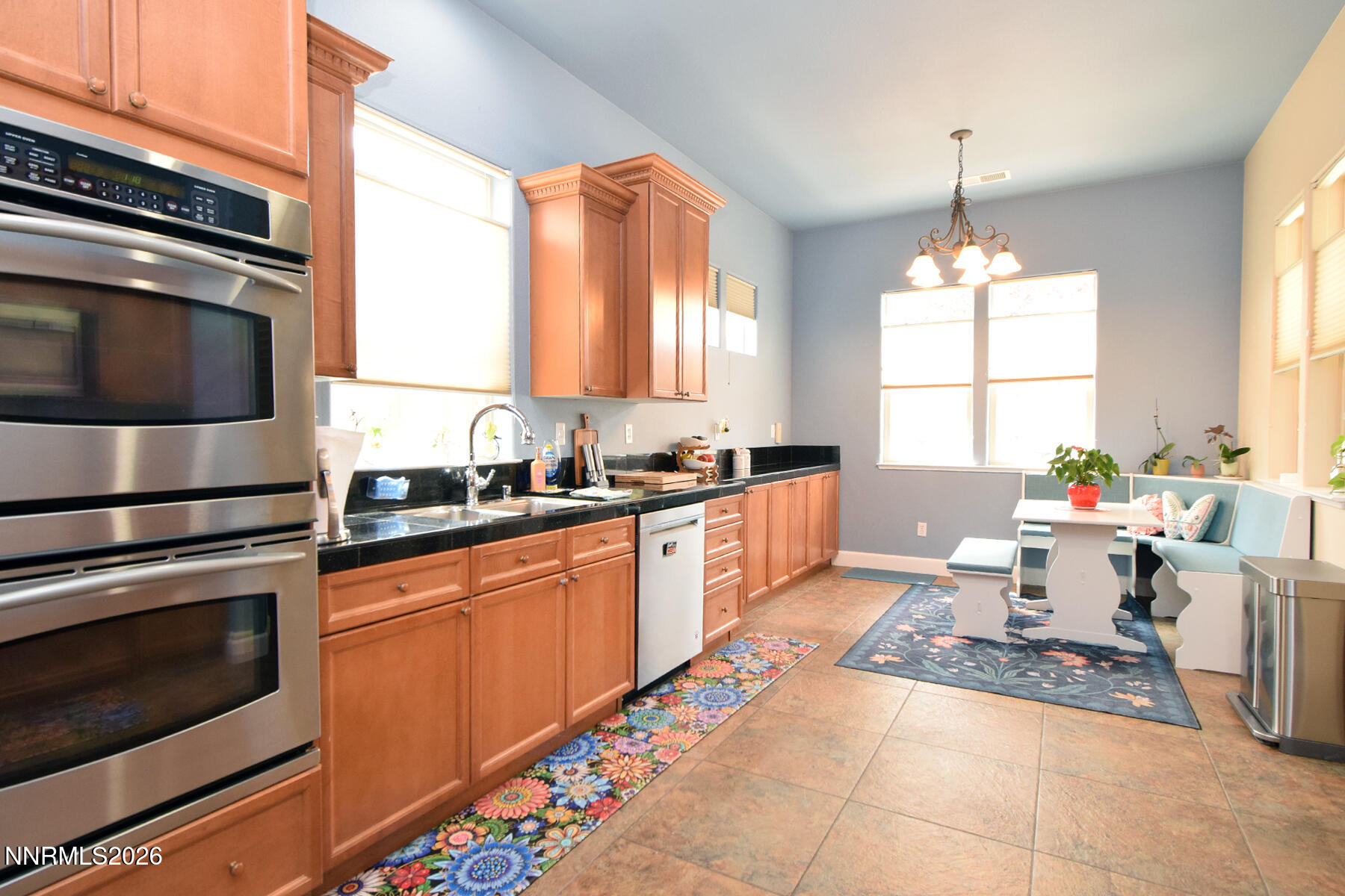 6029 Quintessa Drive Property Photo 8