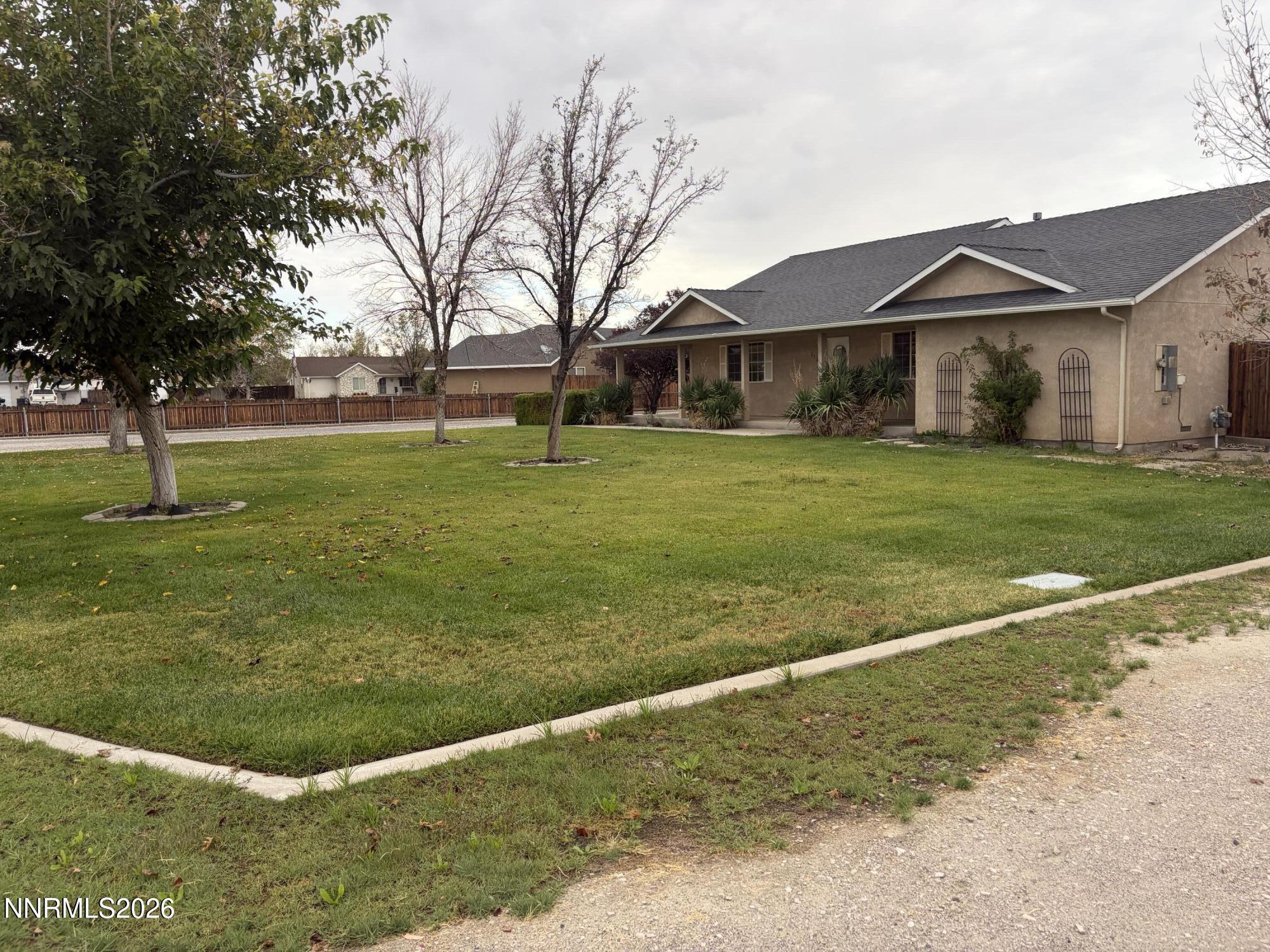 1120 Penelope Drive Property Photo 4