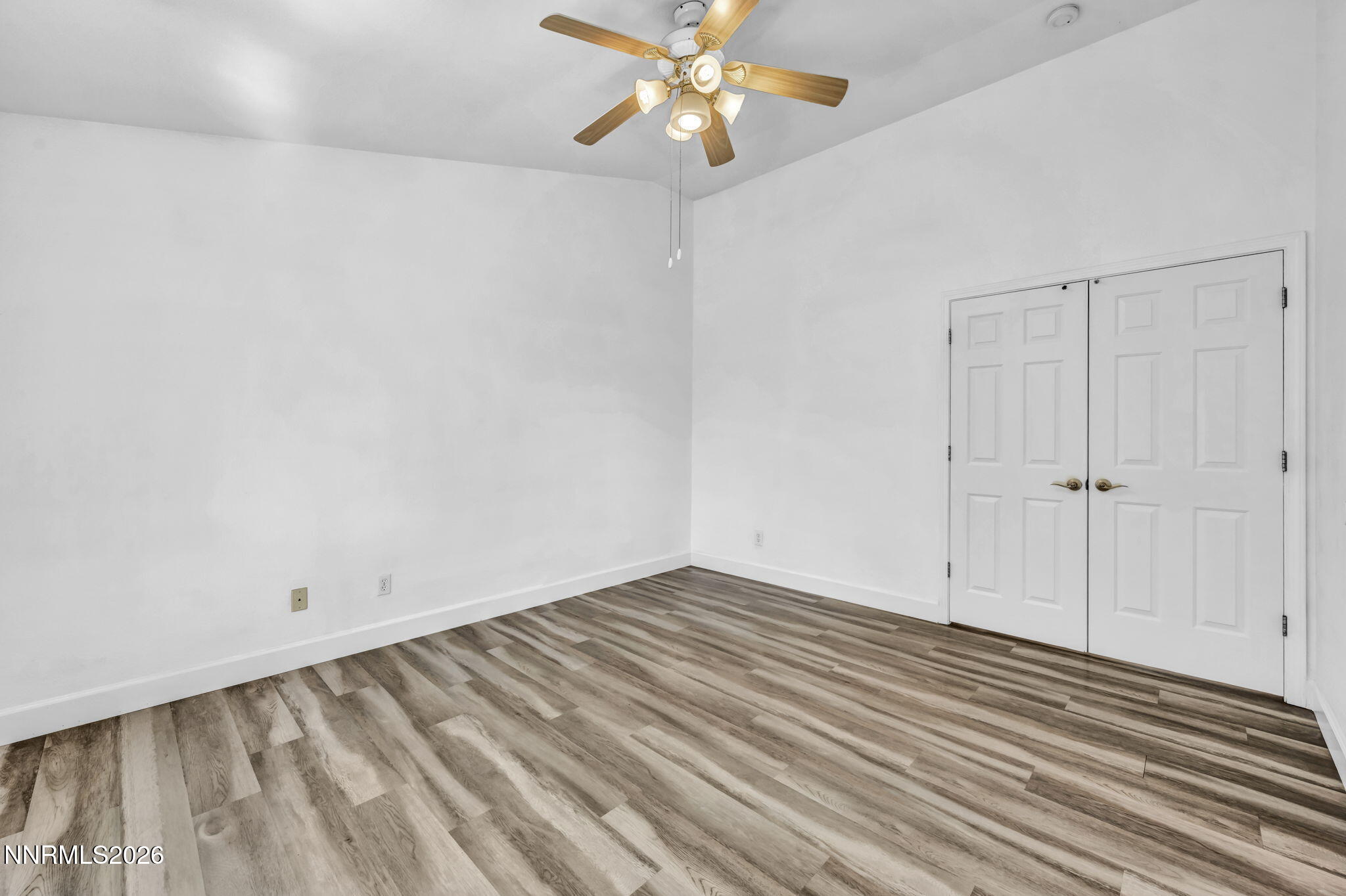 5125 Lorenzo Lane Property Photo 13