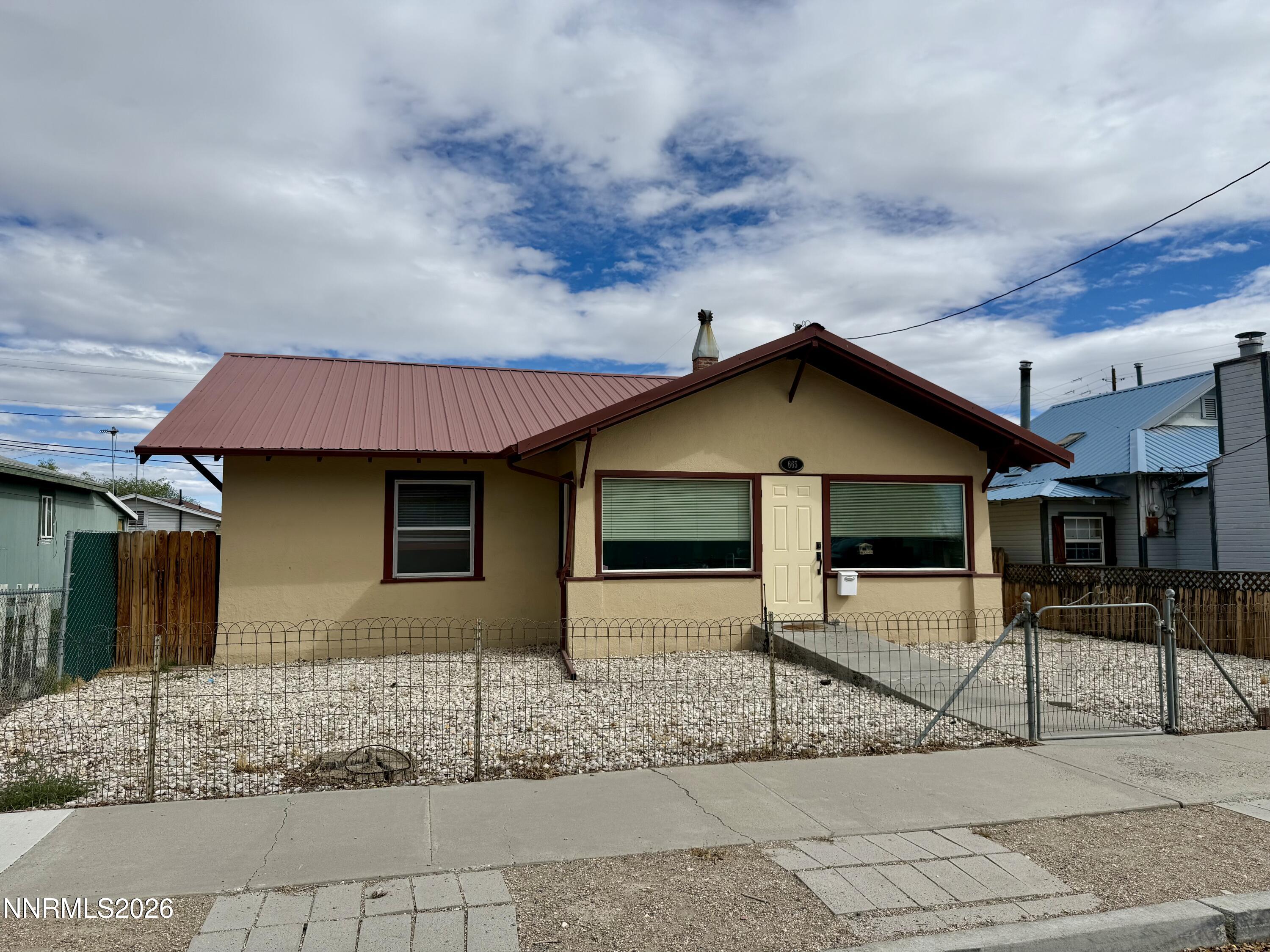 665 Court Street Property Photo 2