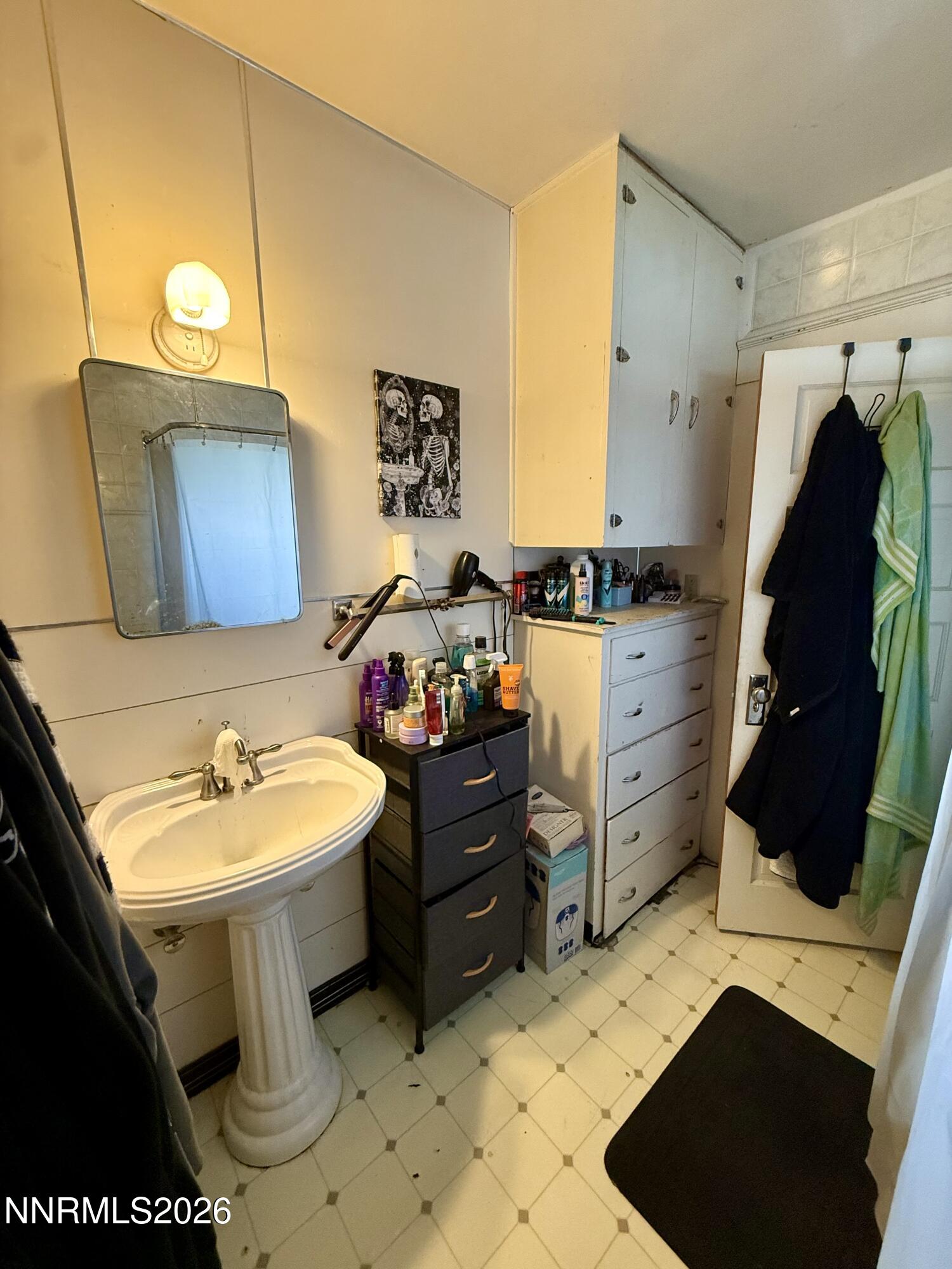 665 Court Street Property Photo 15