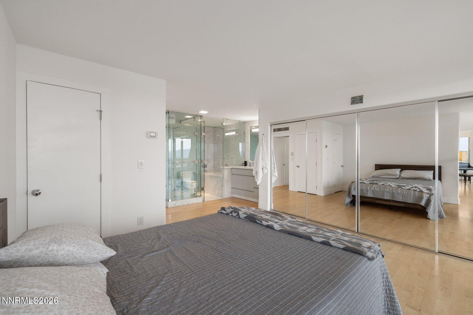 100 N Arlington Avenue Unit 14e Property Photo 12