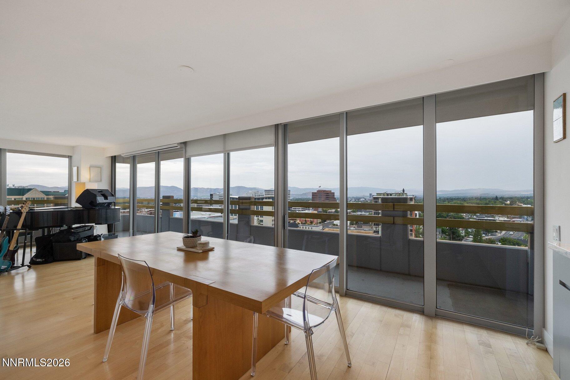 100 N Arlington Avenue Unit 14e Property Photo 21