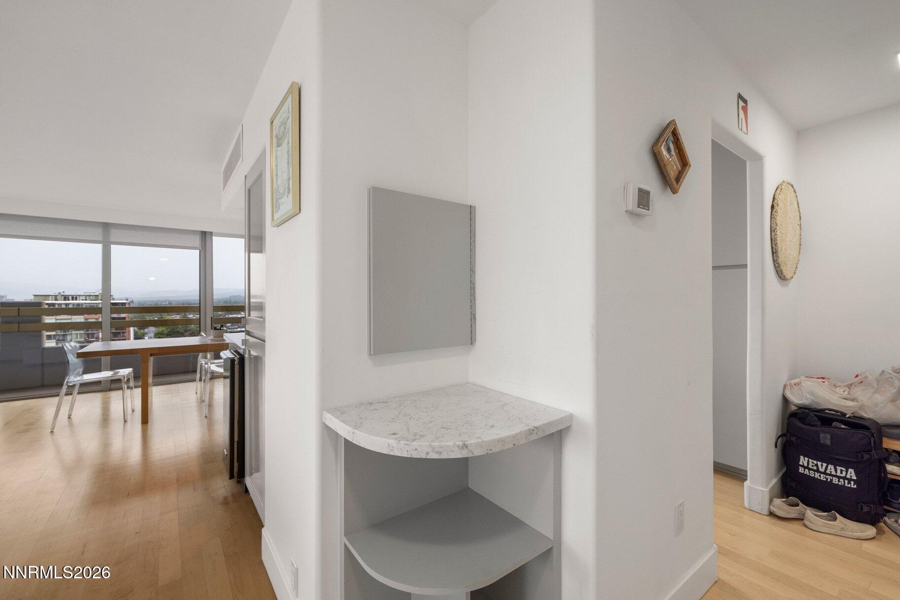 100 N Arlington Avenue Unit 14e Property Photo 28