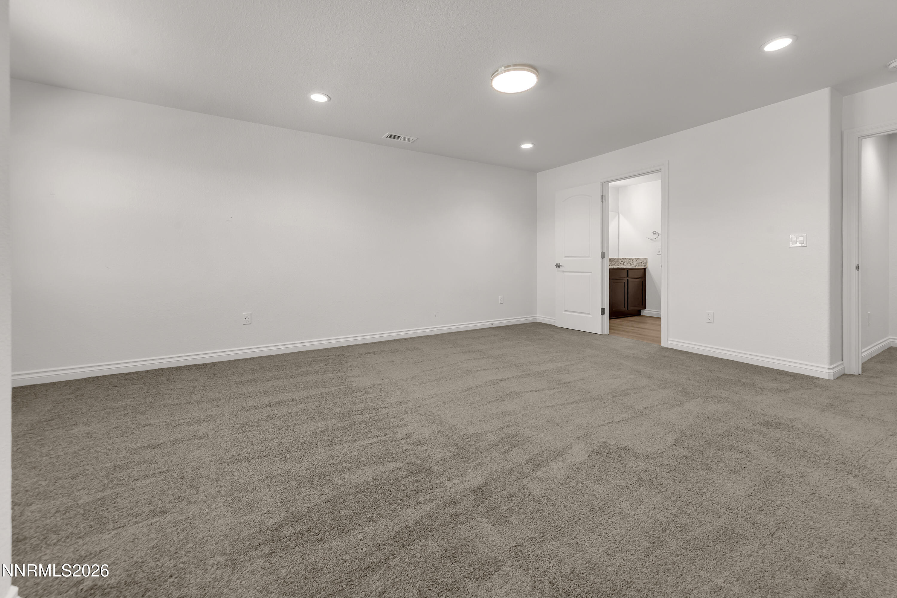 18667 Village Center Drive Property Photo 24