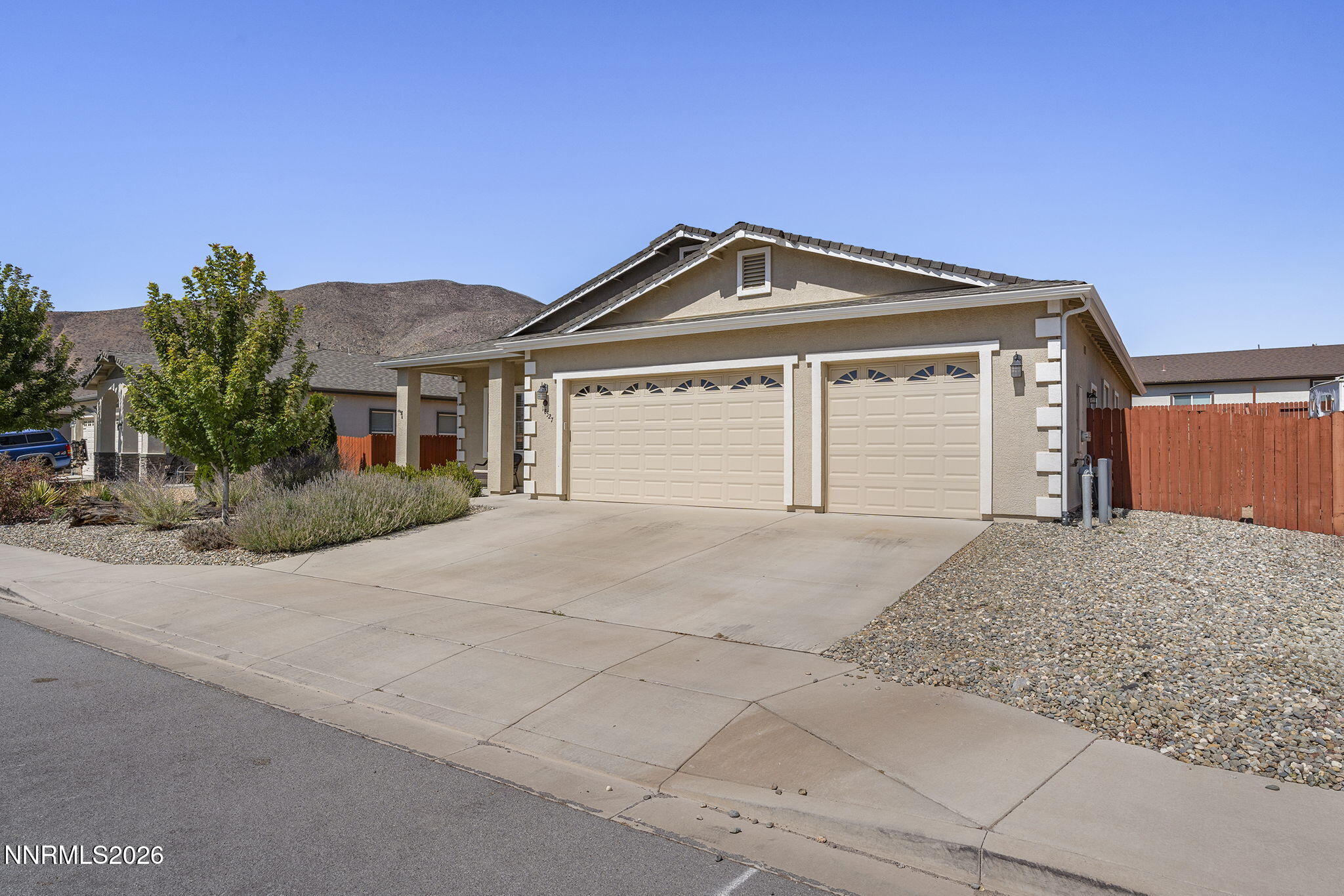 18527 Mountain Ash Court Property Photo 2