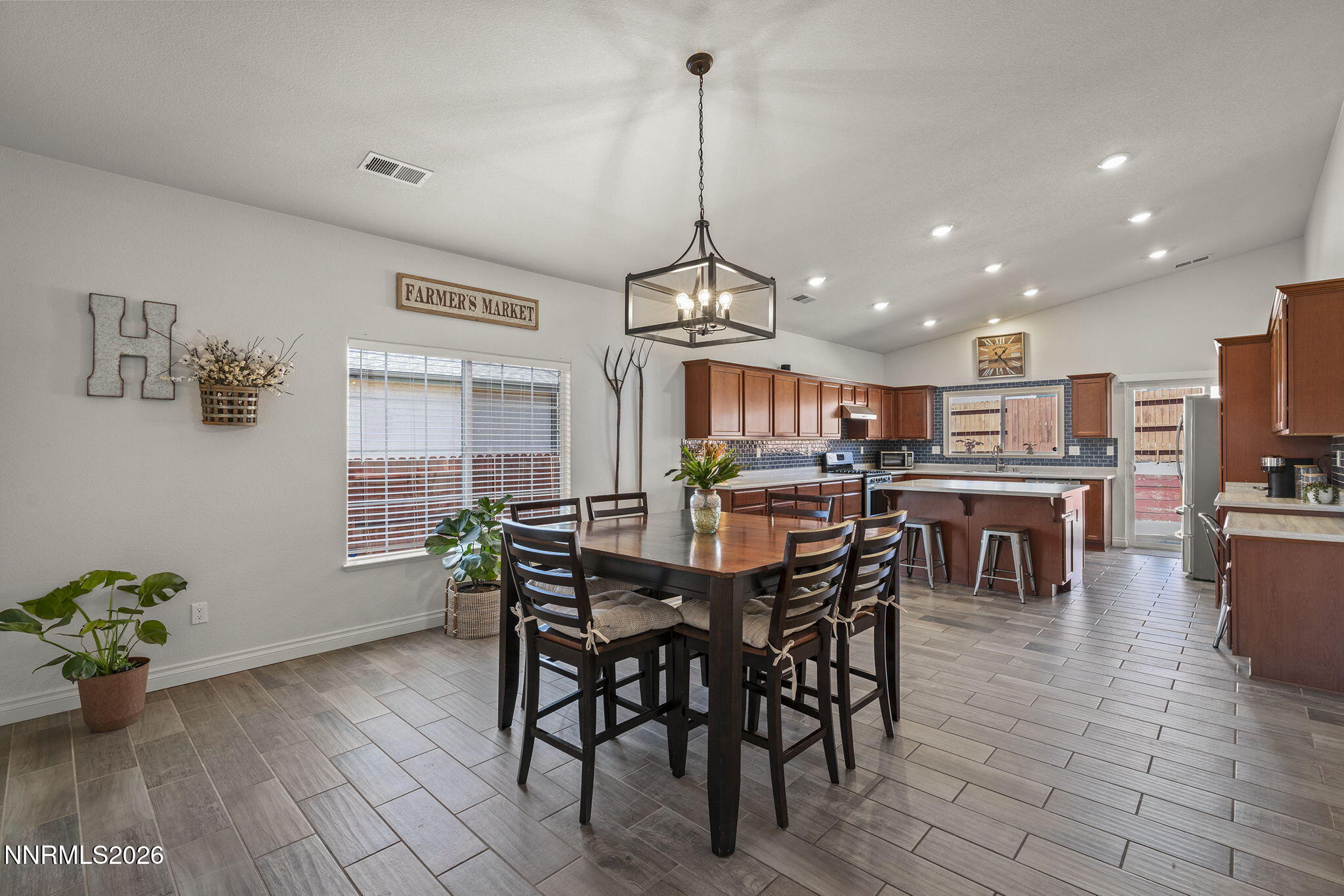 18527 Mountain Ash Court Property Photo 7