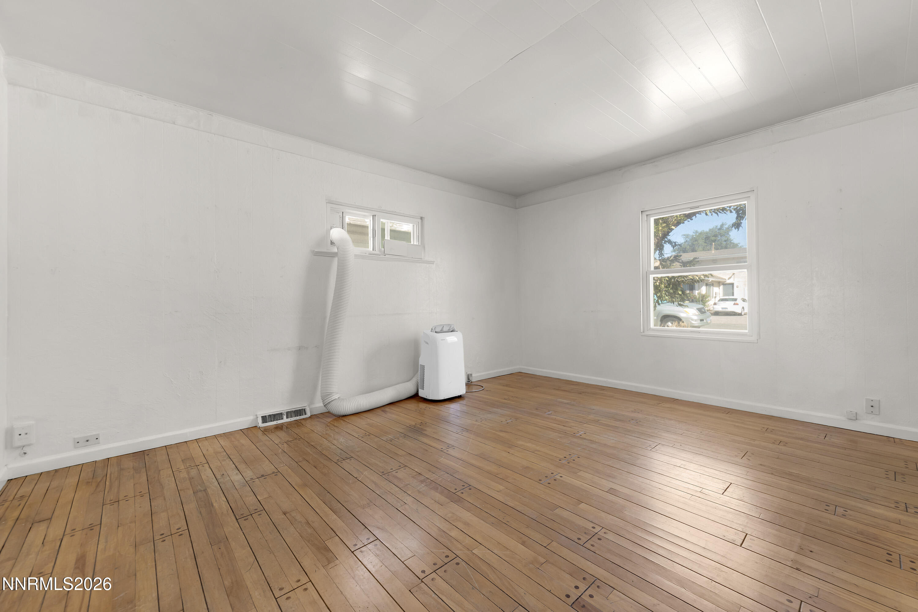 1725 C Street Property Photo 4