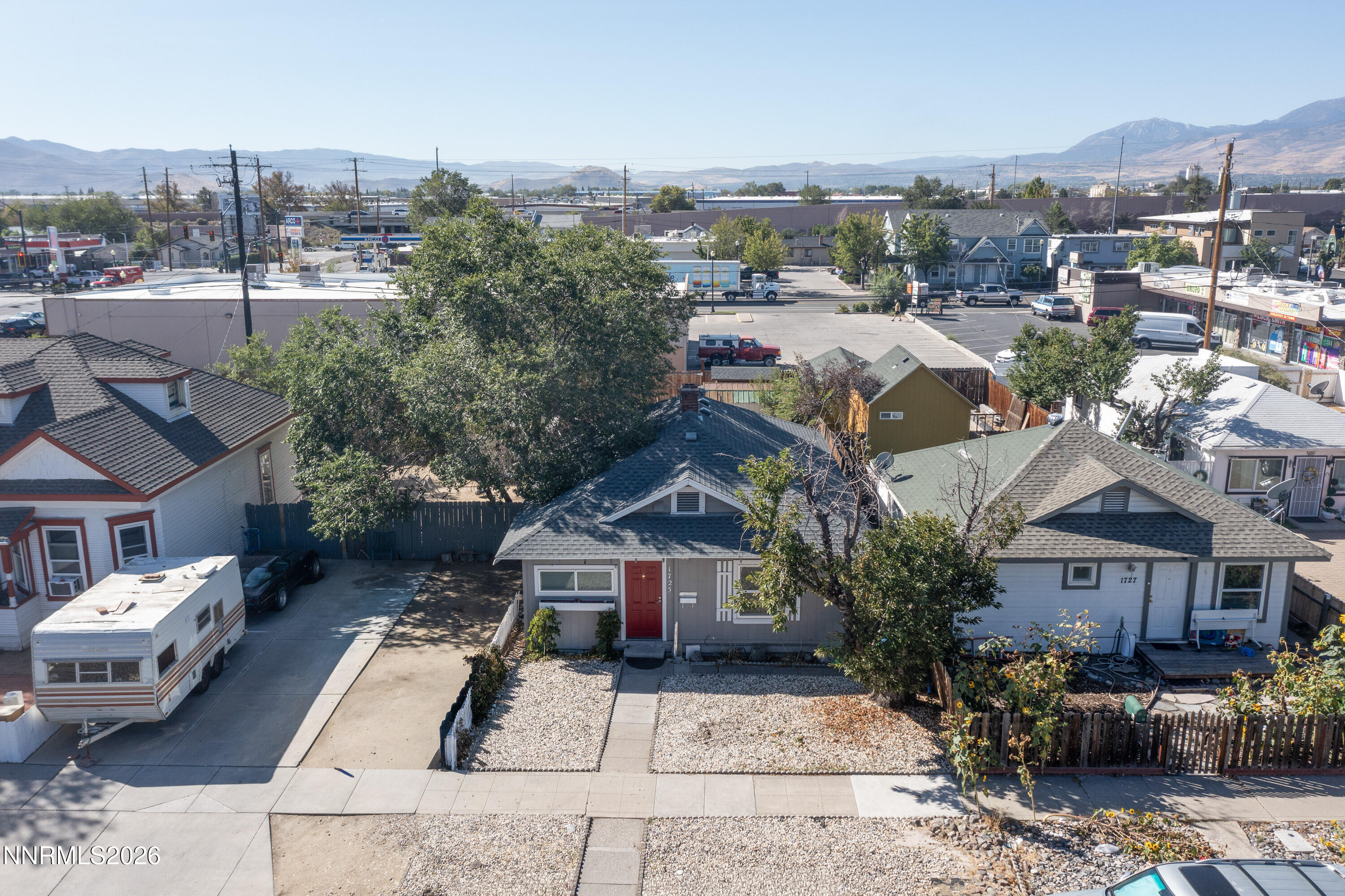 1725 C Street Property Photo 32