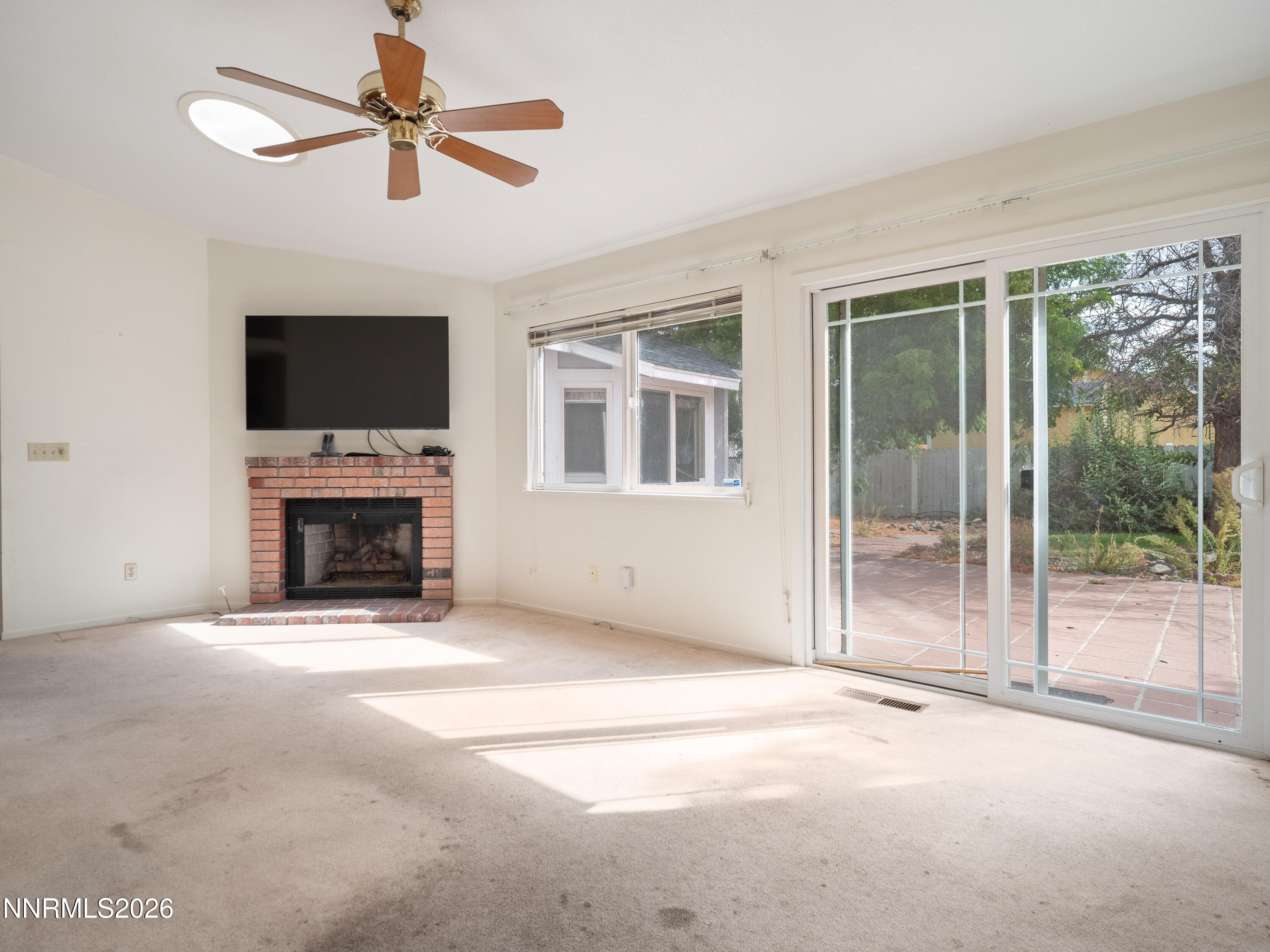 1739 Westwood Drive Property Photo 8