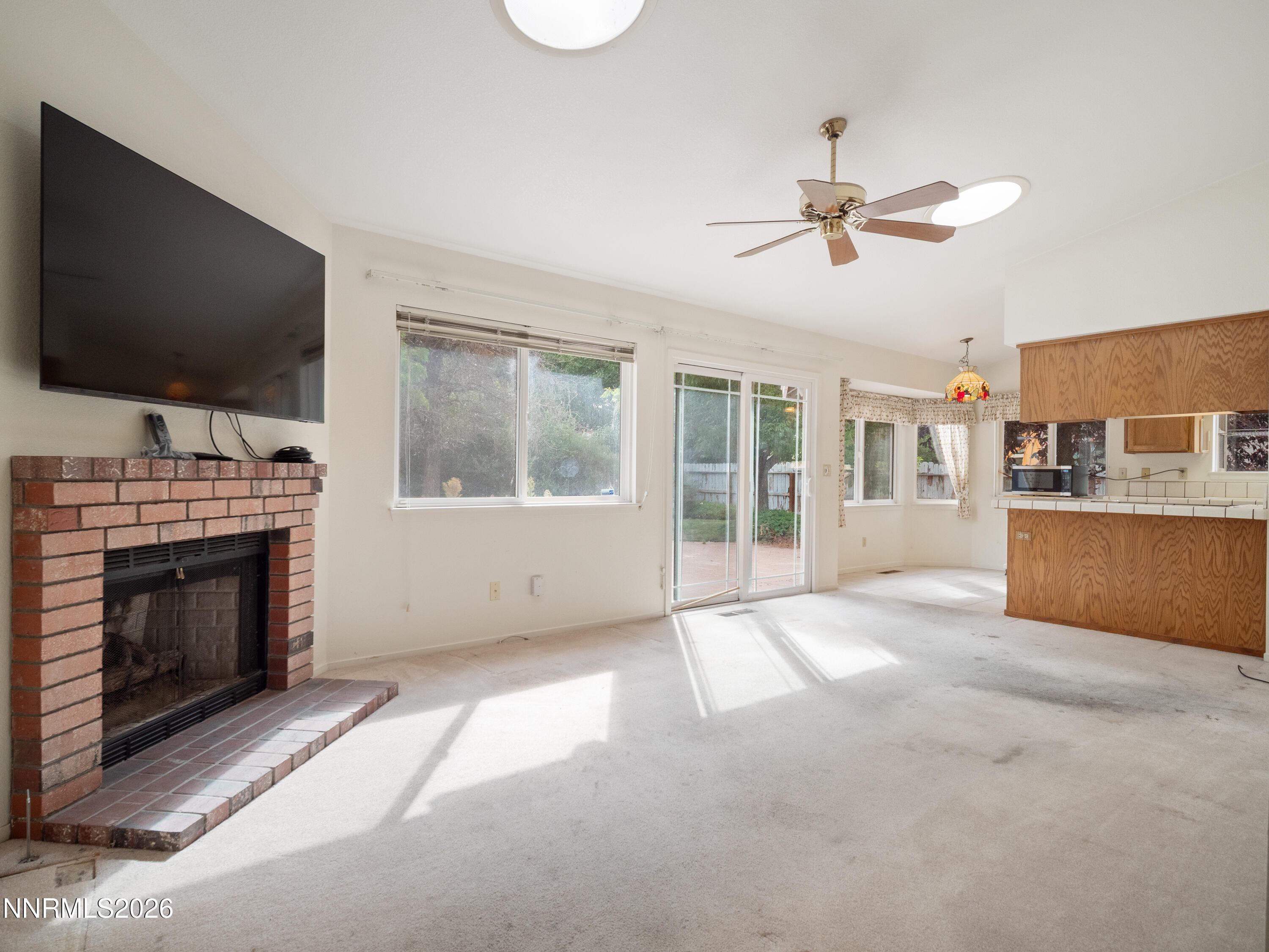 1739 Westwood Drive Property Photo 9