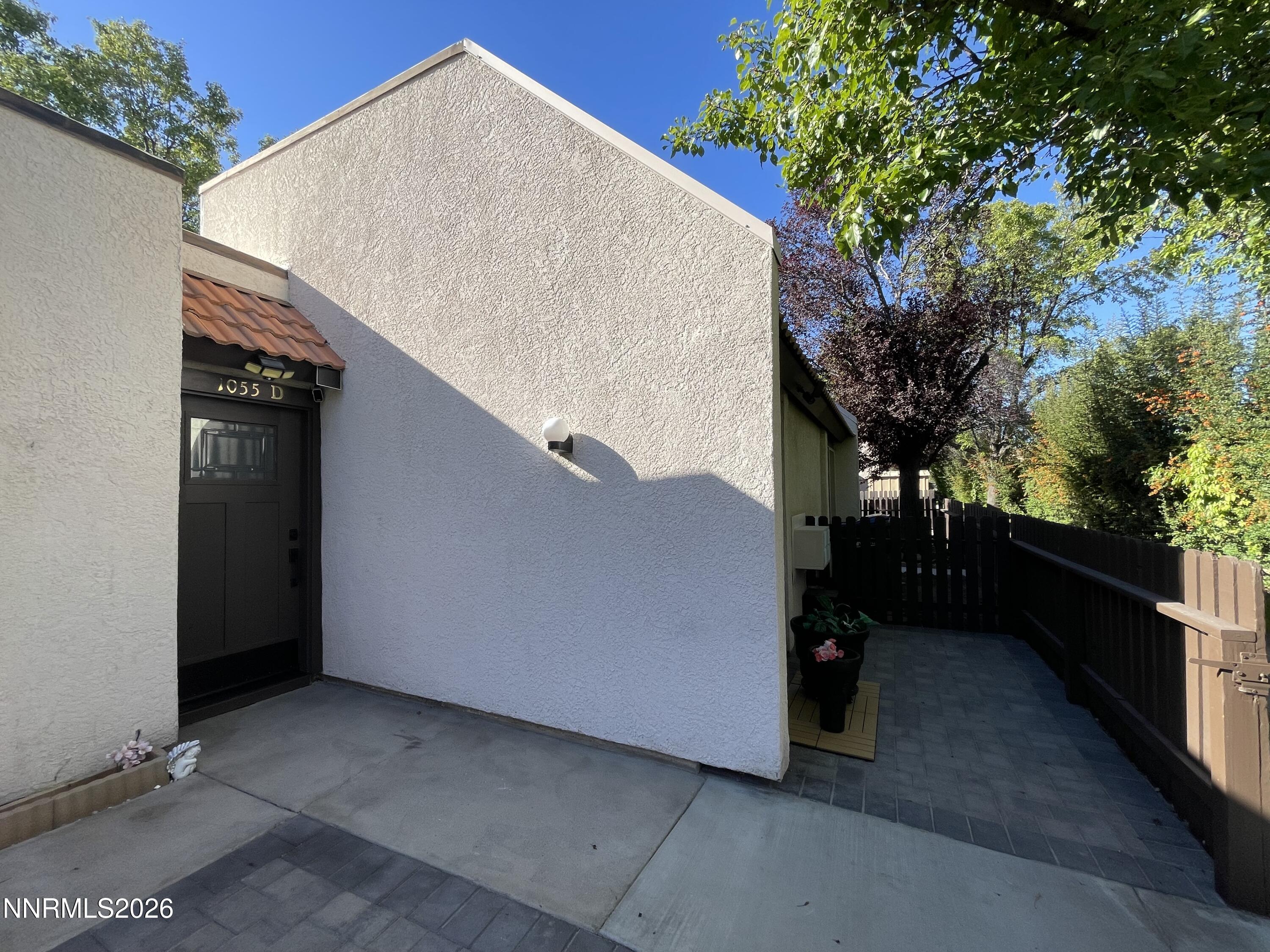 1055 Baywood #d Drive Property Photo 8