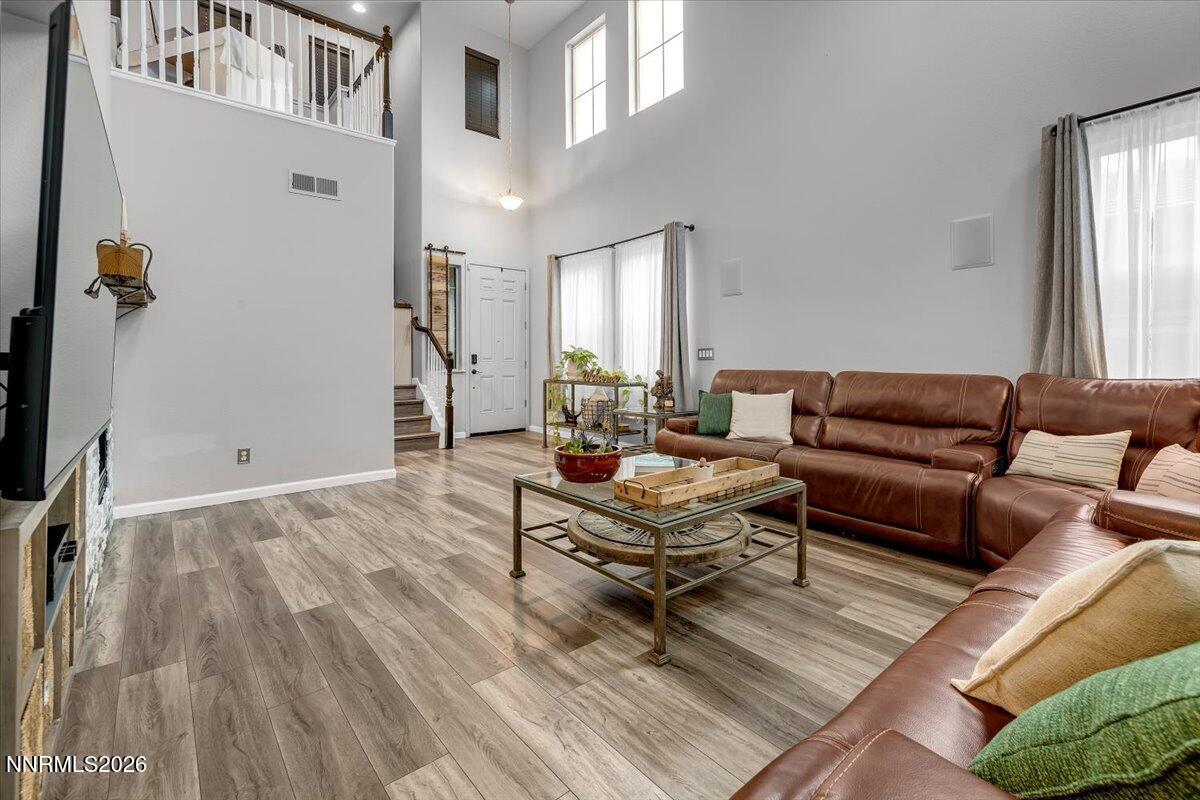 7215 Fox Wood Lane Property Photo 4