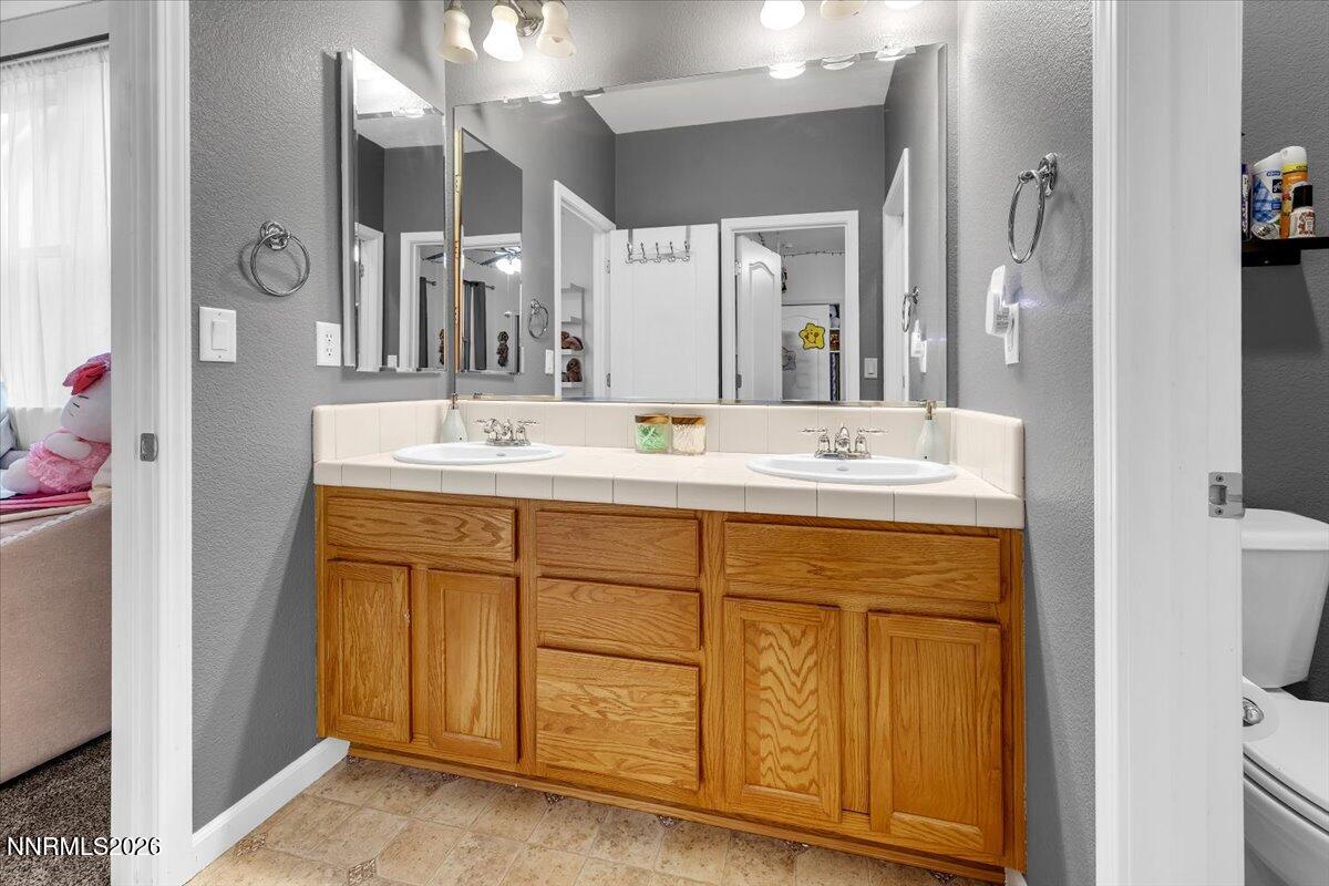 7215 Fox Wood Lane Property Photo 28