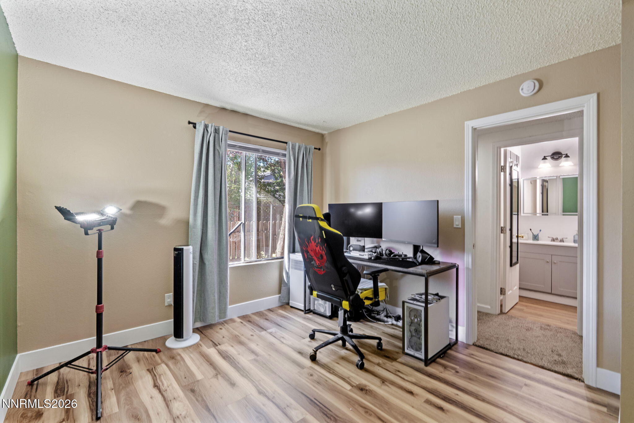 1040 Baywood Drive #c Property Photo 19