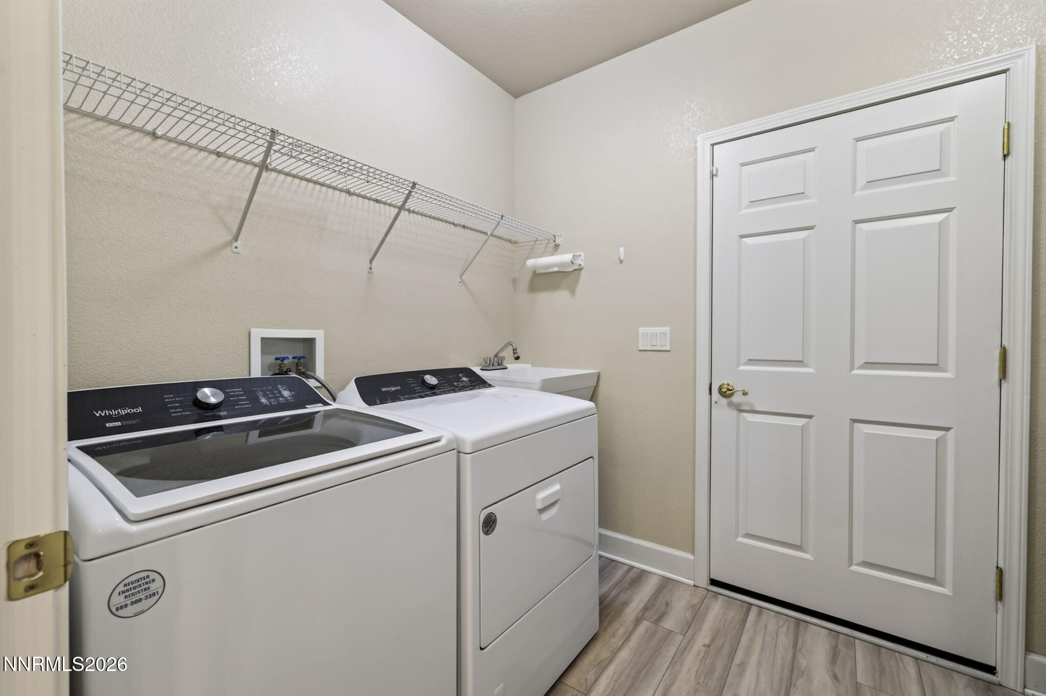 1487 Longfellow Lane Property Photo 32