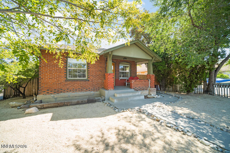 960 Ralston Street Property Photo 4