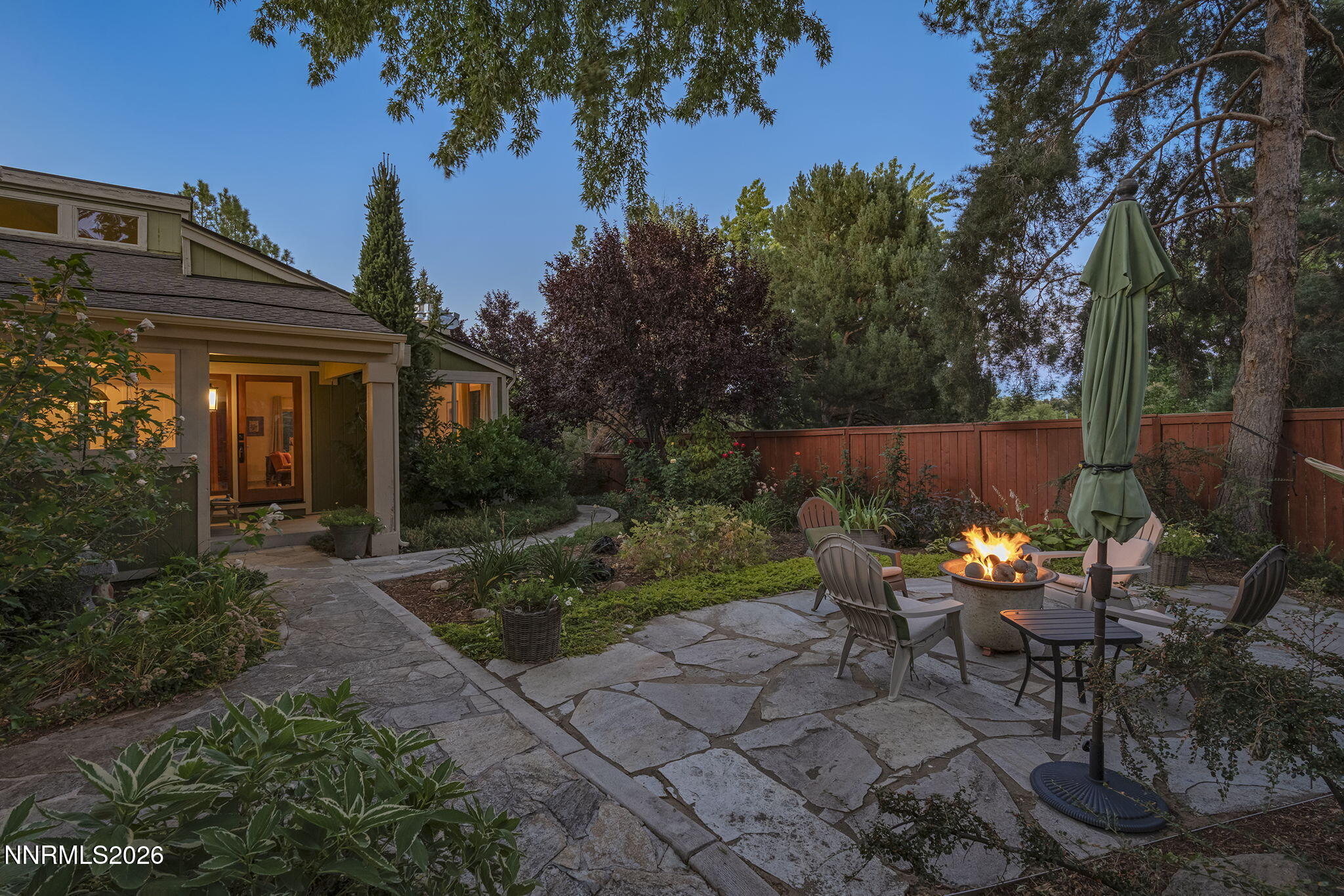 6475 Meadow Hill Drive Property Photo 7