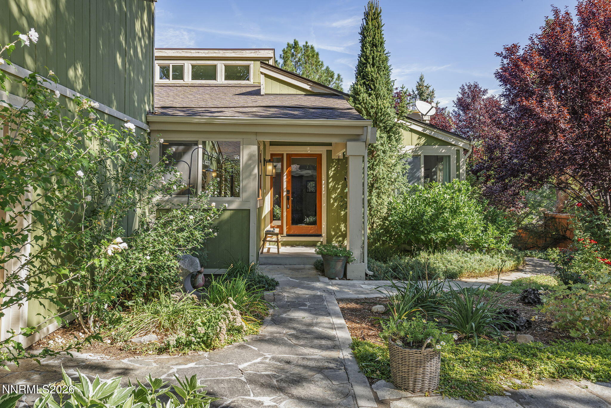 6475 Meadow Hill Drive Property Photo 16