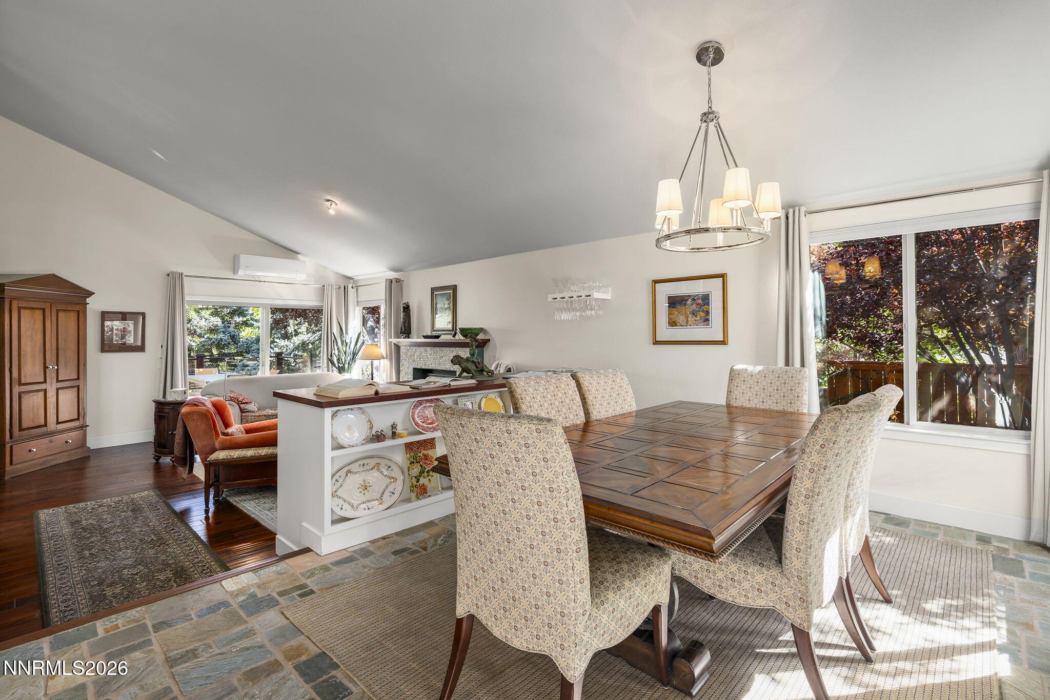 6475 Meadow Hill Drive Property Photo 18