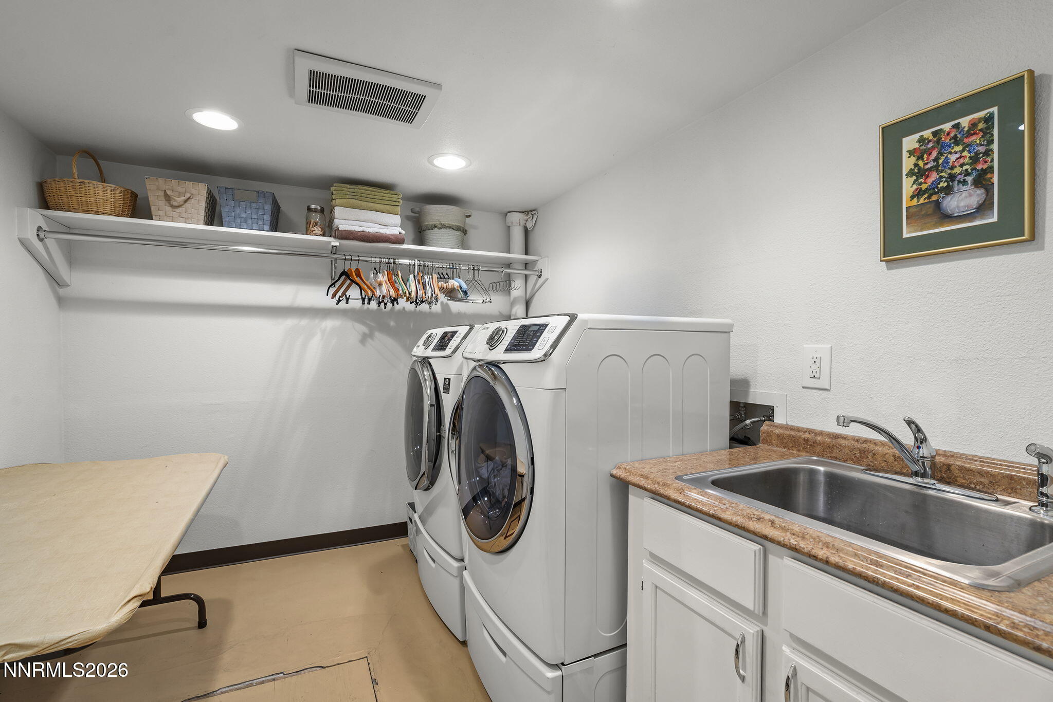 6475 Meadow Hill Drive Property Photo 47