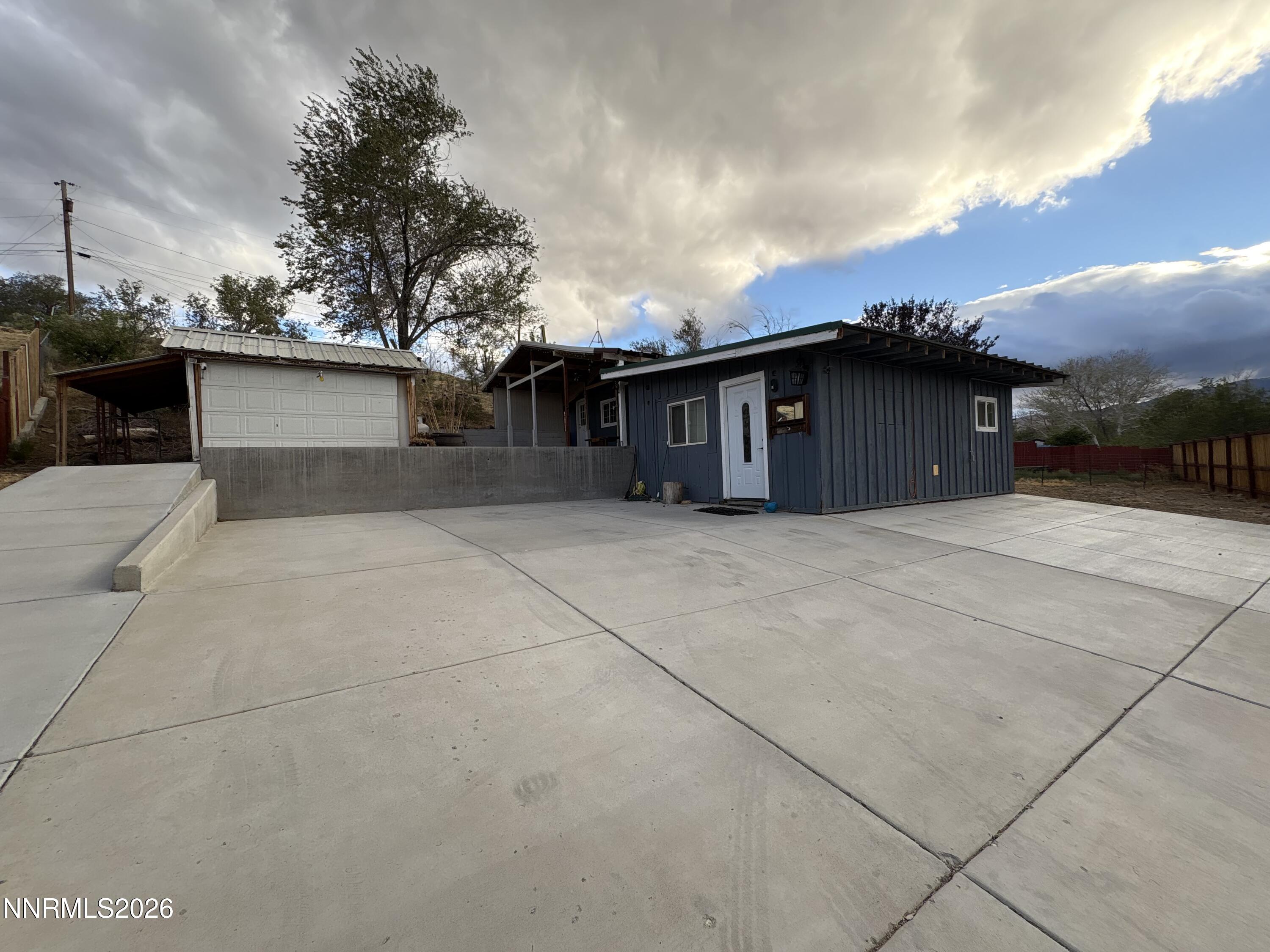 1750 Collins Circle Property Photo 1