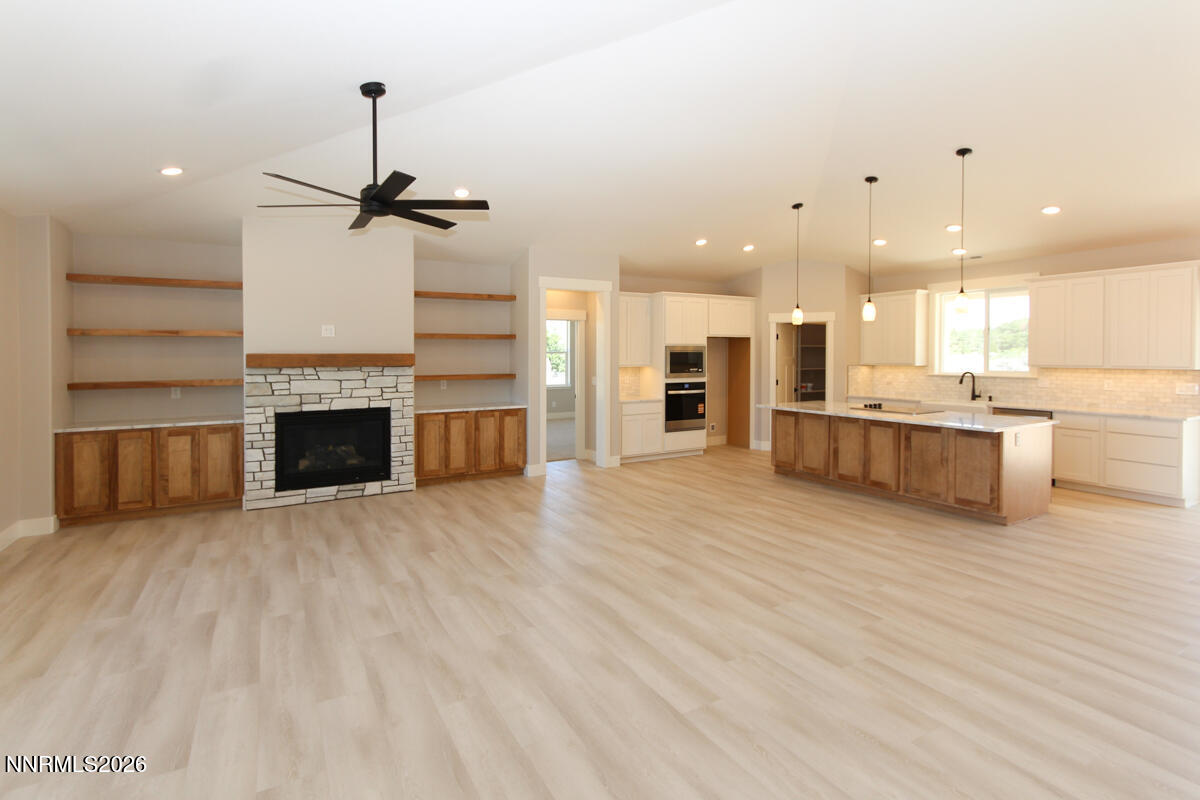 1840 Helman Drive Property Photo 8