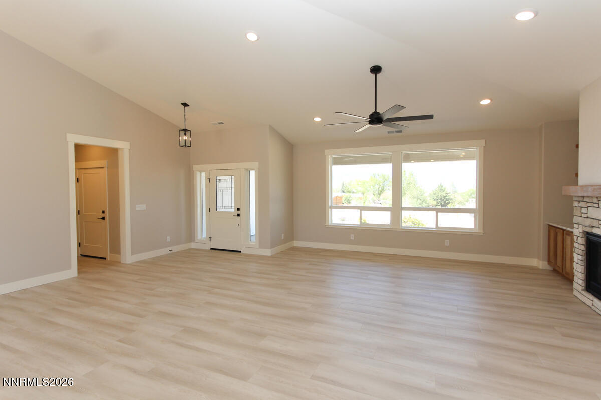 1840 Helman Drive Property Photo 16