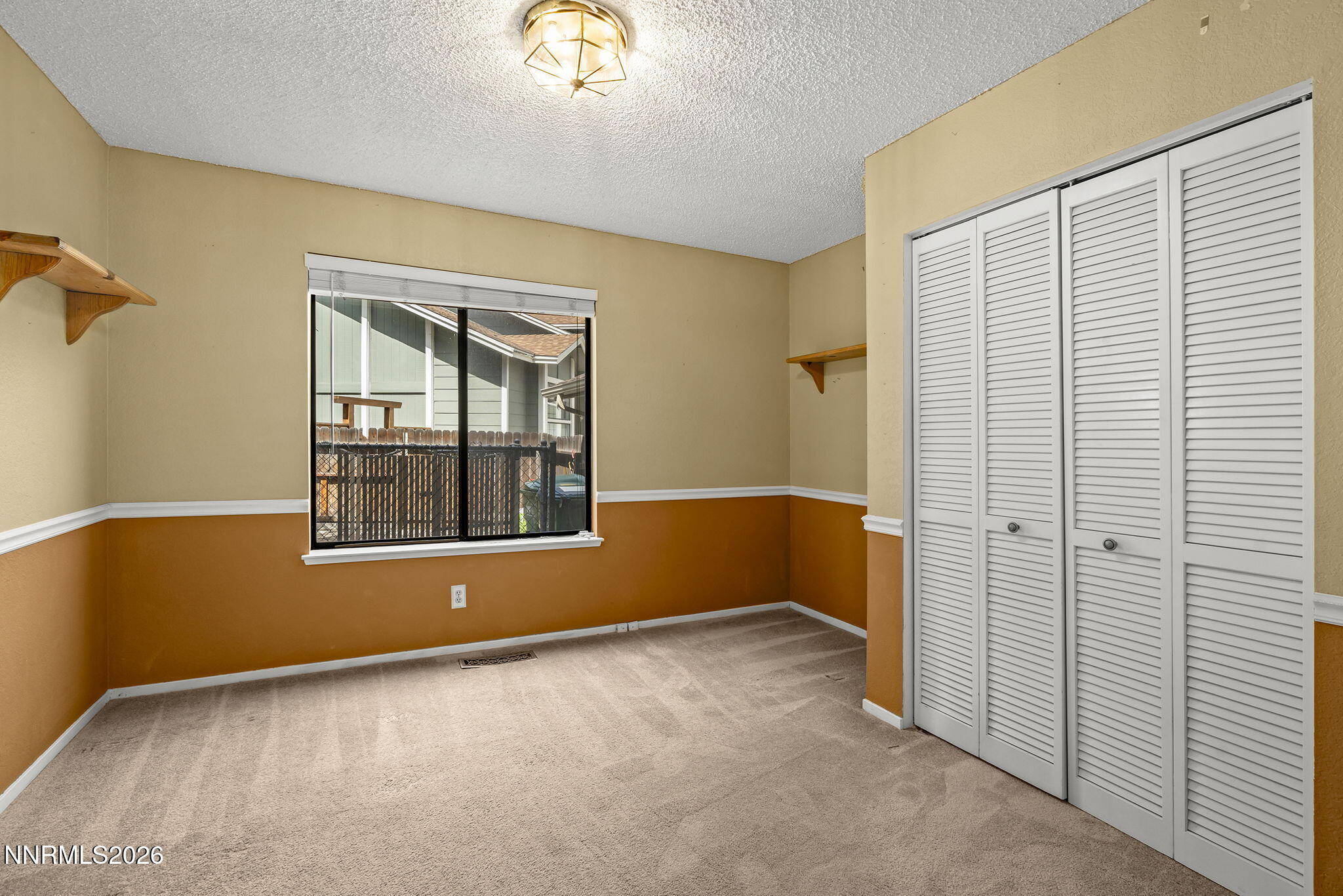 1877 Mountcrest Court Property Photo 11