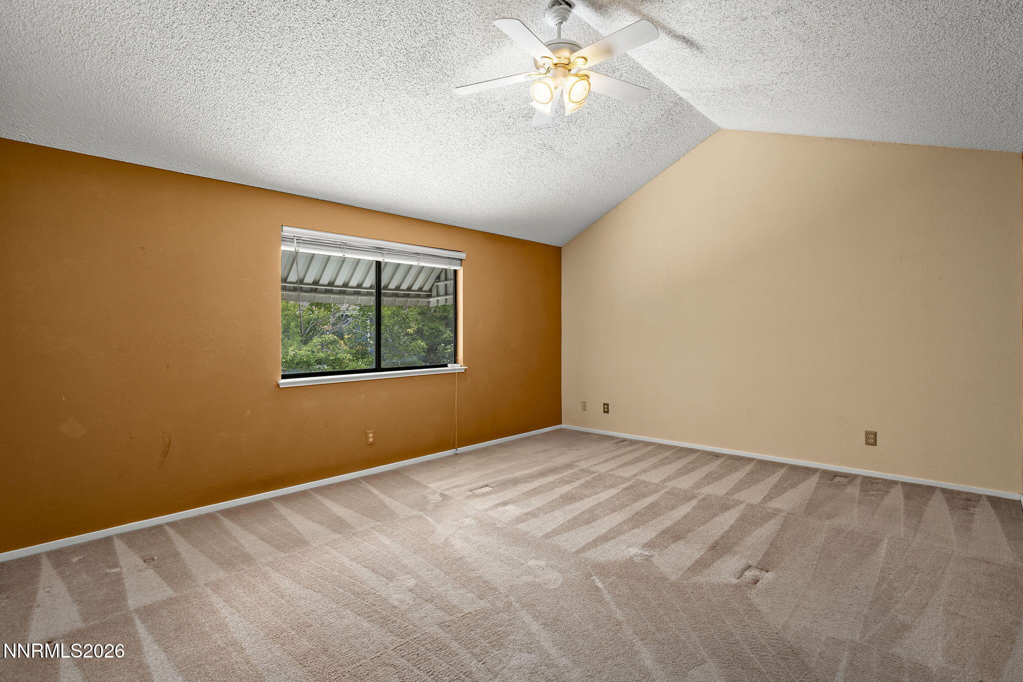 1877 Mountcrest Court Property Photo 13