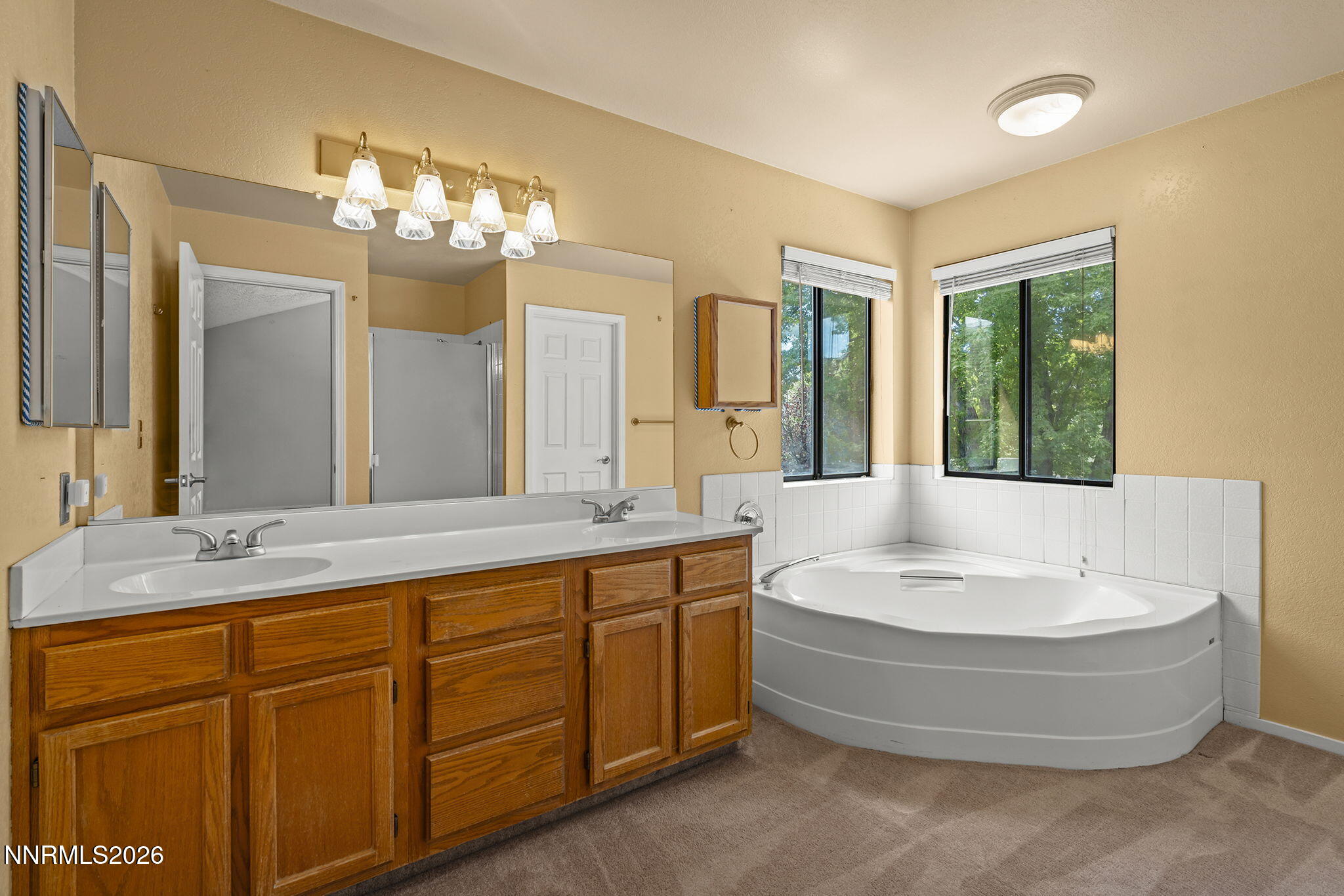 1877 Mountcrest Court Property Photo 14
