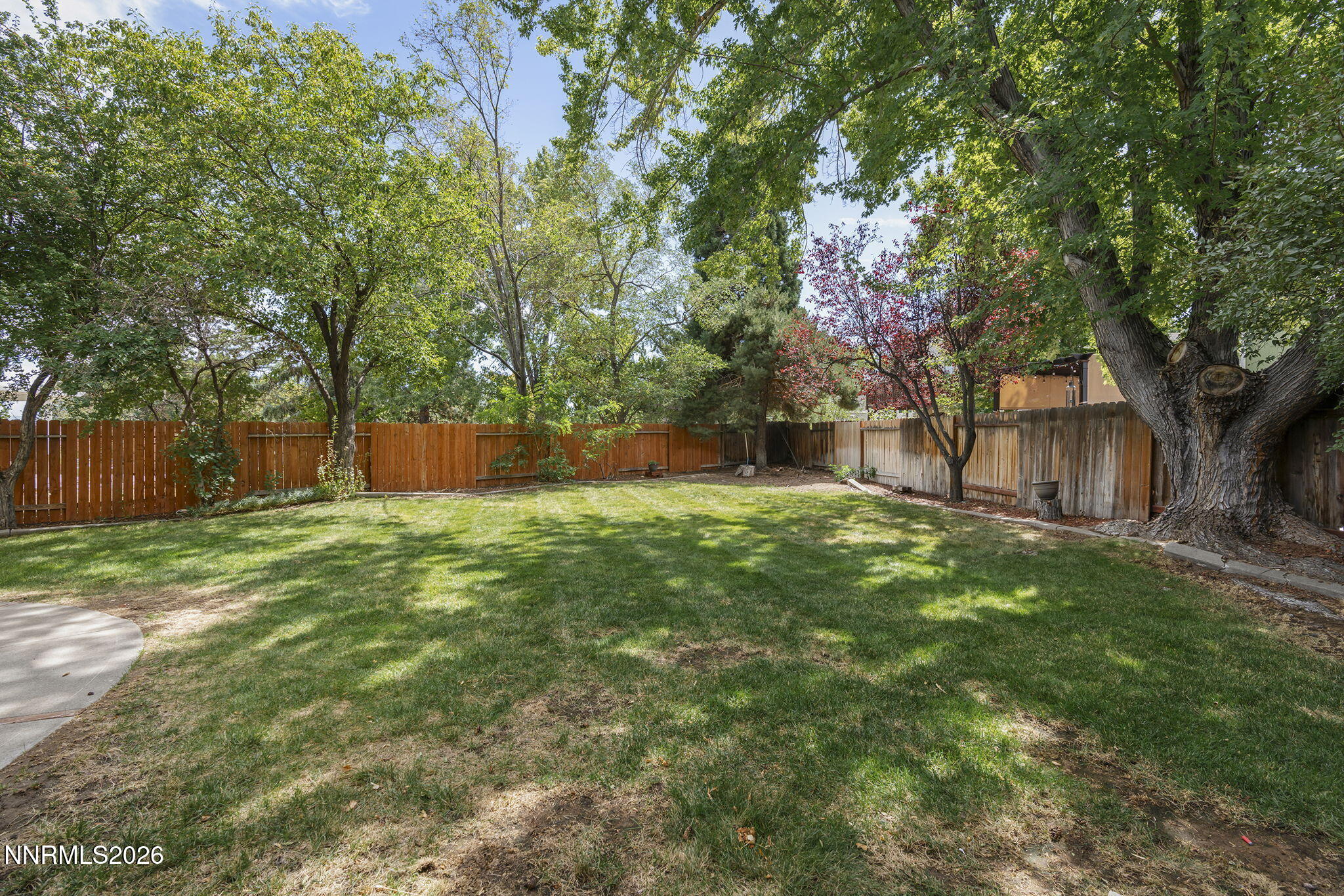 1877 Mountcrest Court Property Photo 19