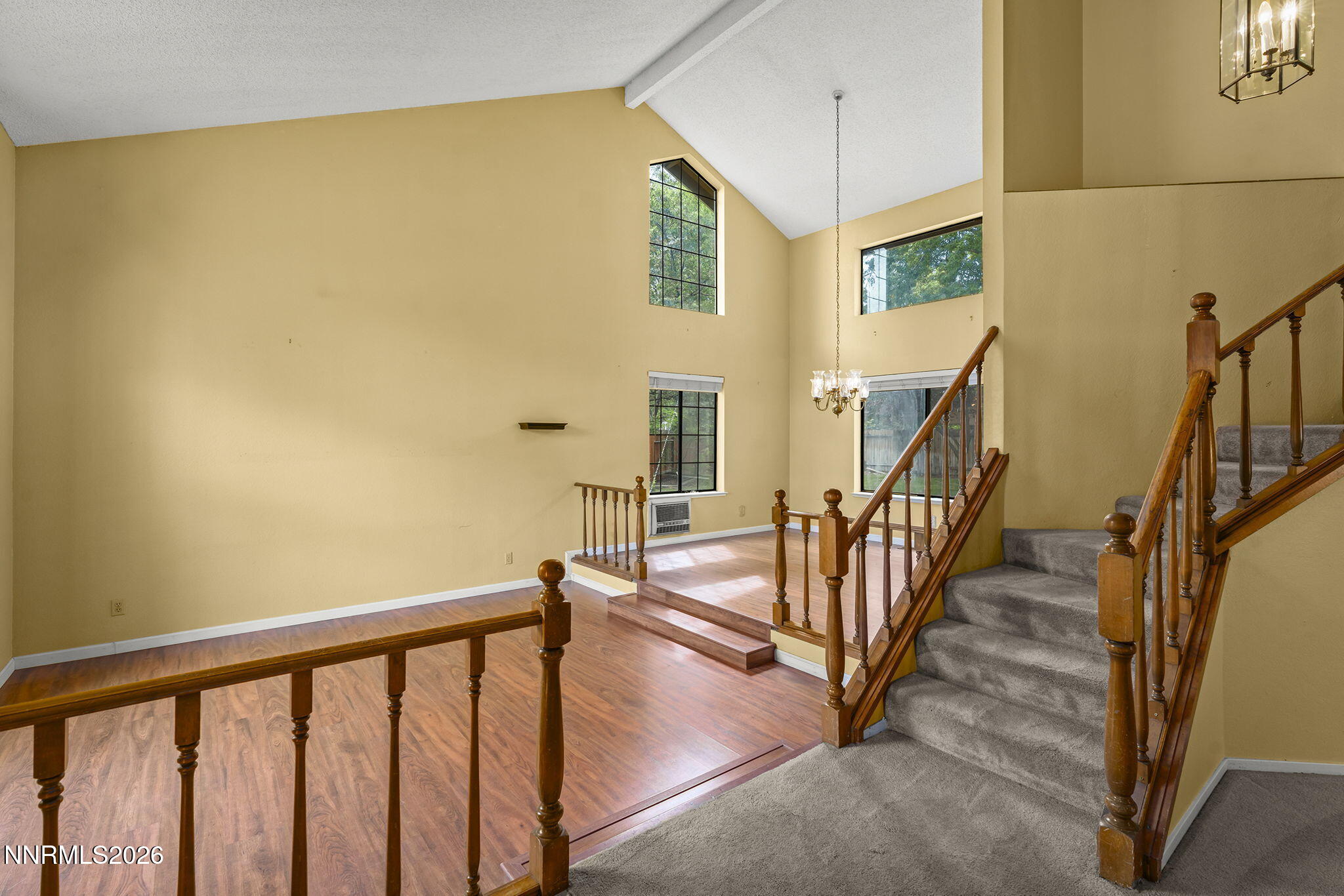 1877 Mountcrest Court Property Photo 25