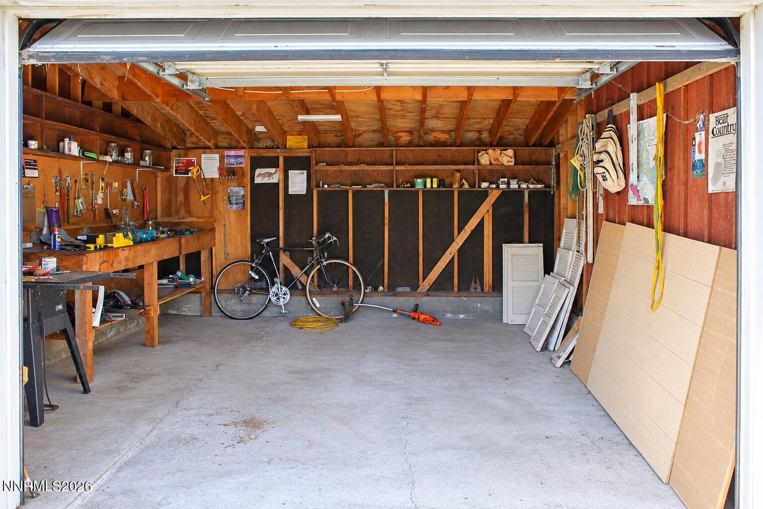 512 Pinenut Road Property Photo 4