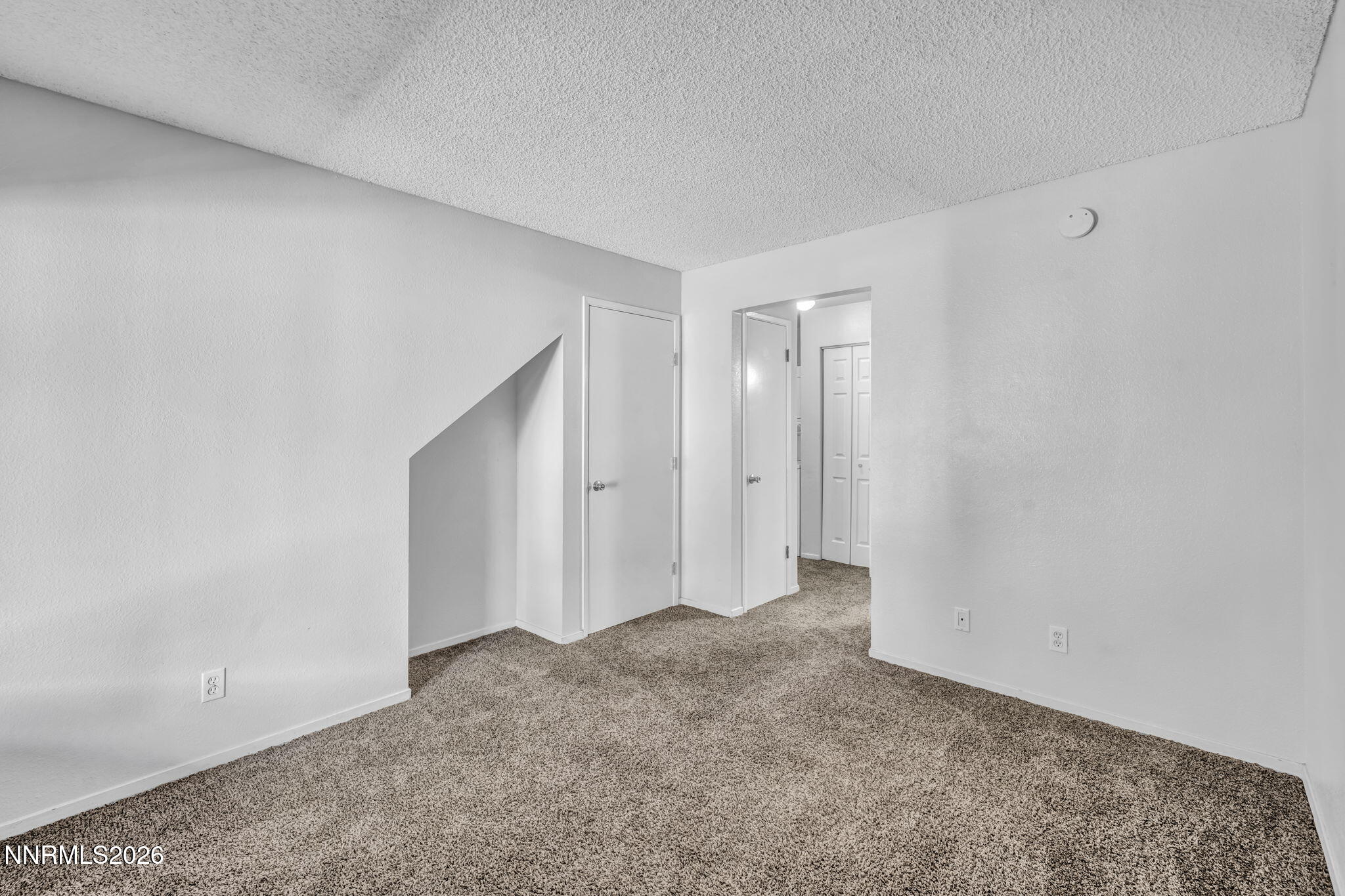 1465 E Peckham Lane Apt 34 Property Photo 11