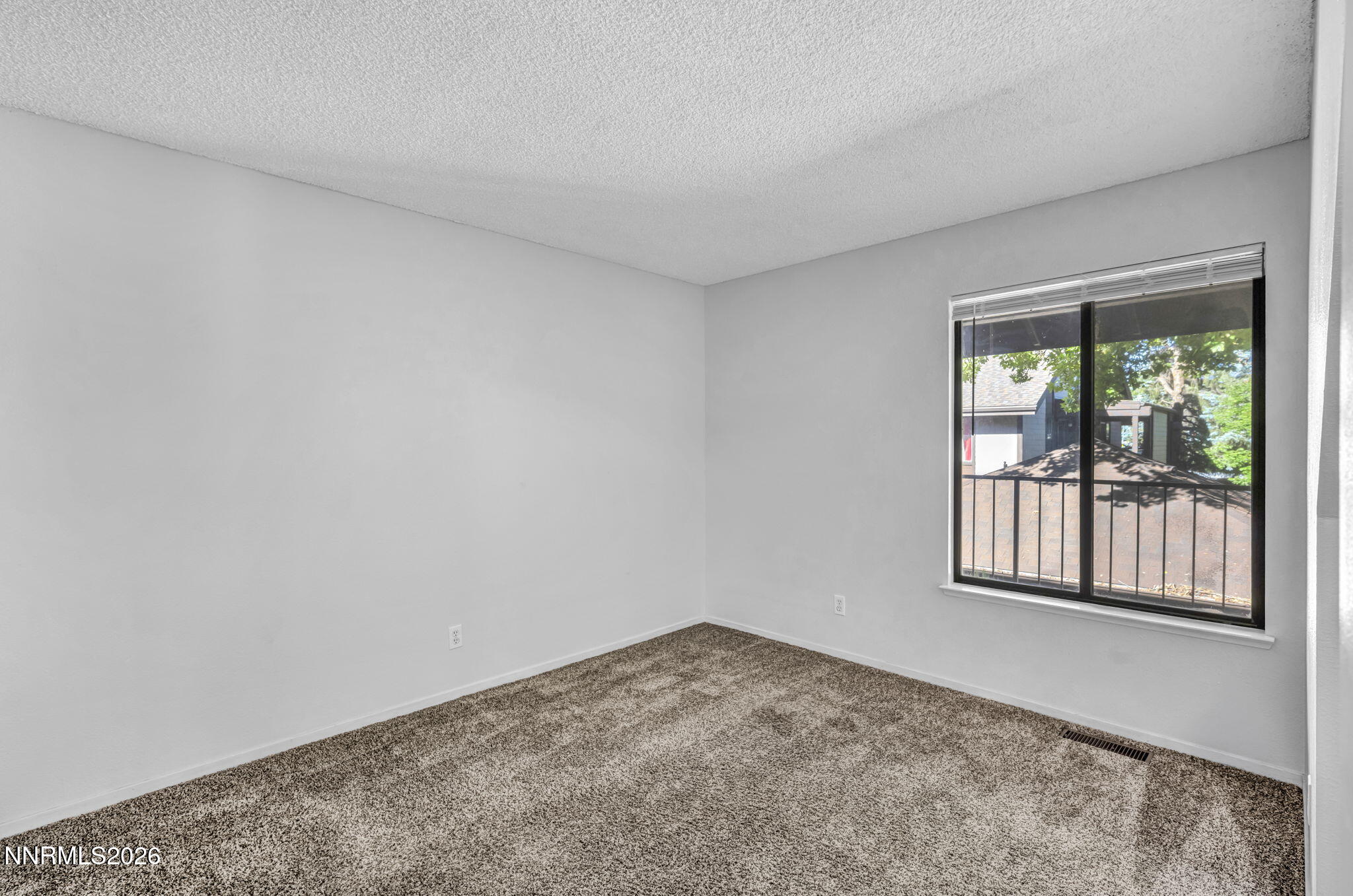 1465 E Peckham Lane Apt 34 Property Photo 12