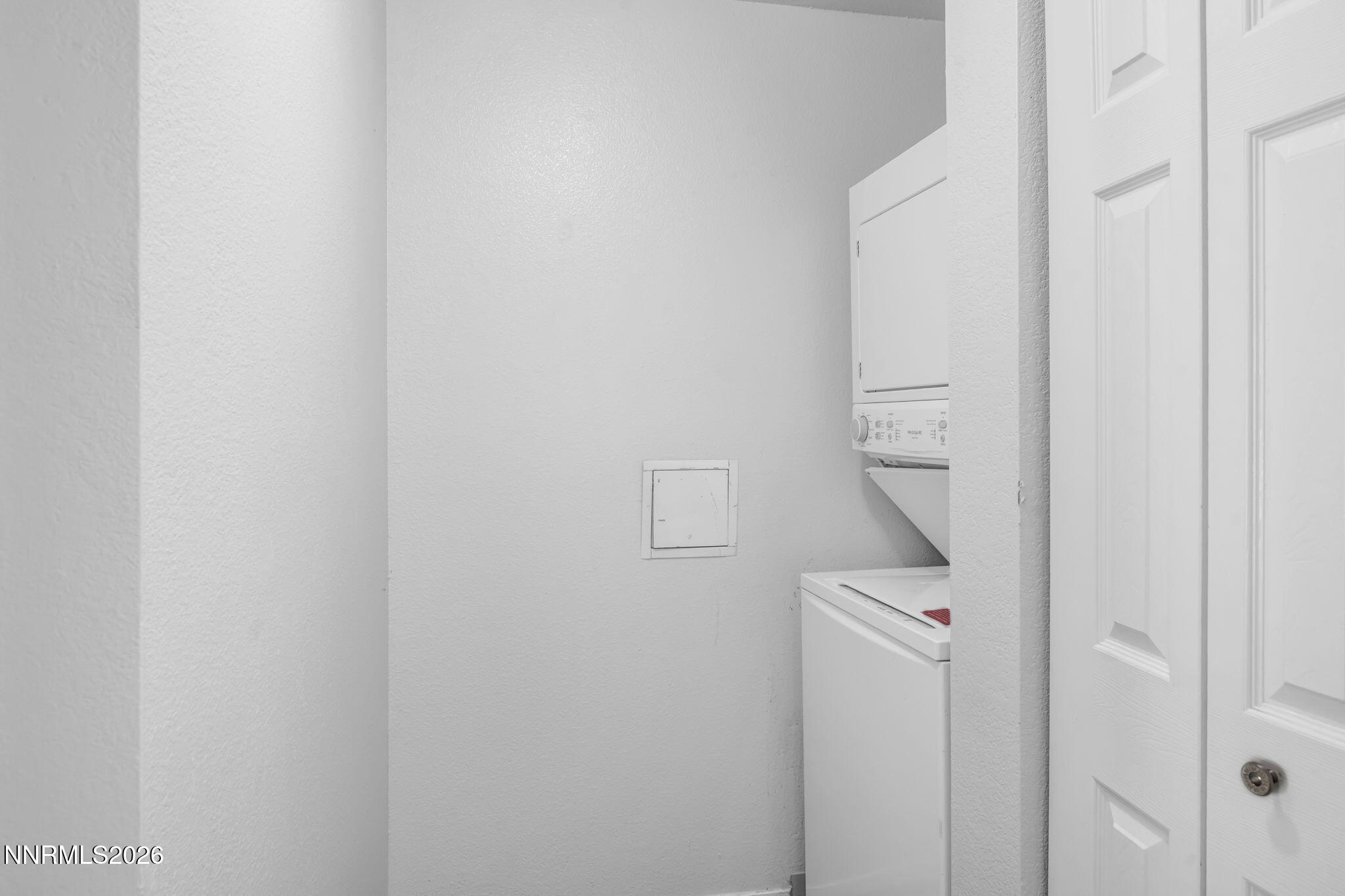 1465 E Peckham Lane Apt 34 Property Photo 16