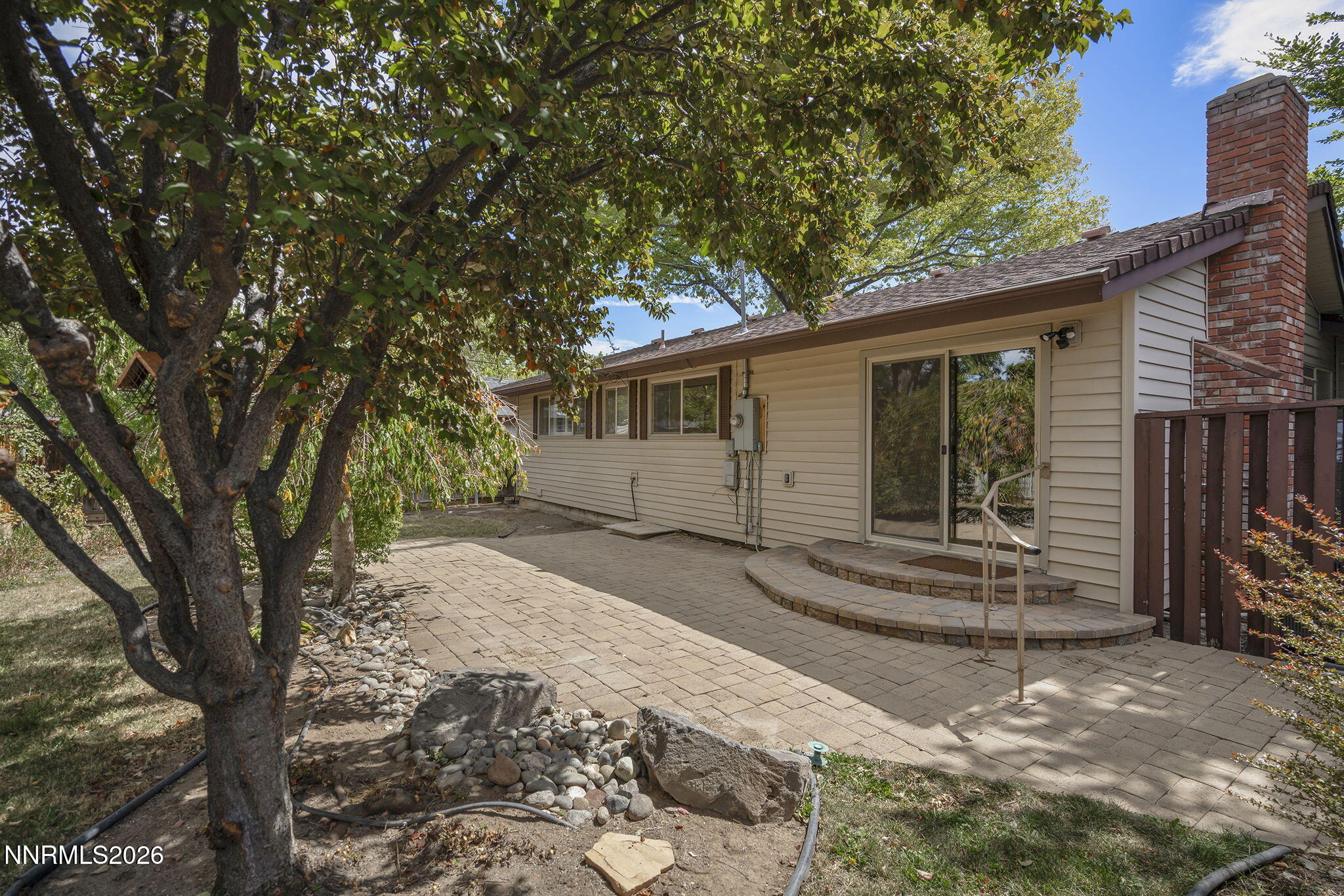 2055 Windsor Way Property Photo 20